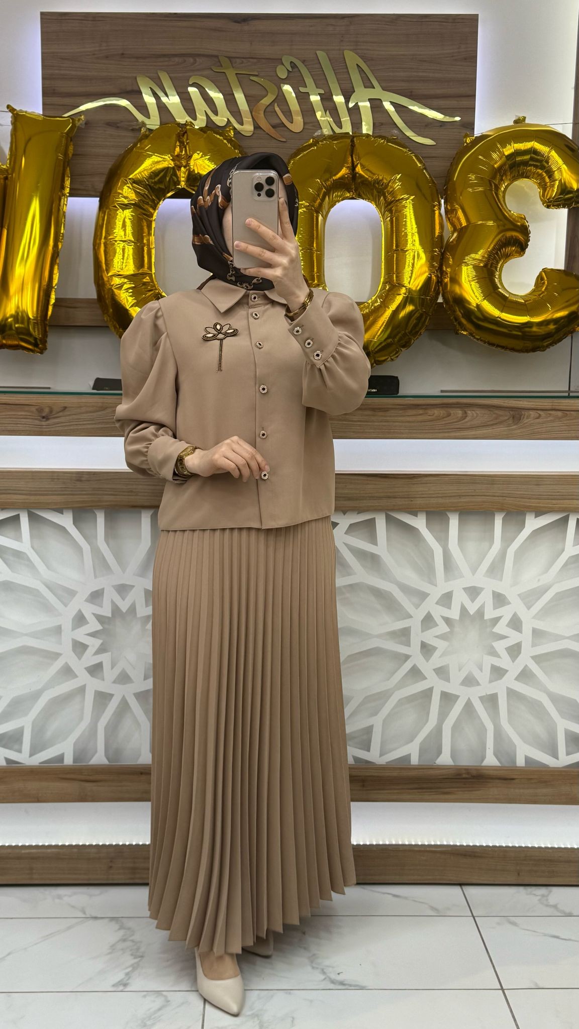 Bronş Detaylı Pilise Etekli Takım dms 1016