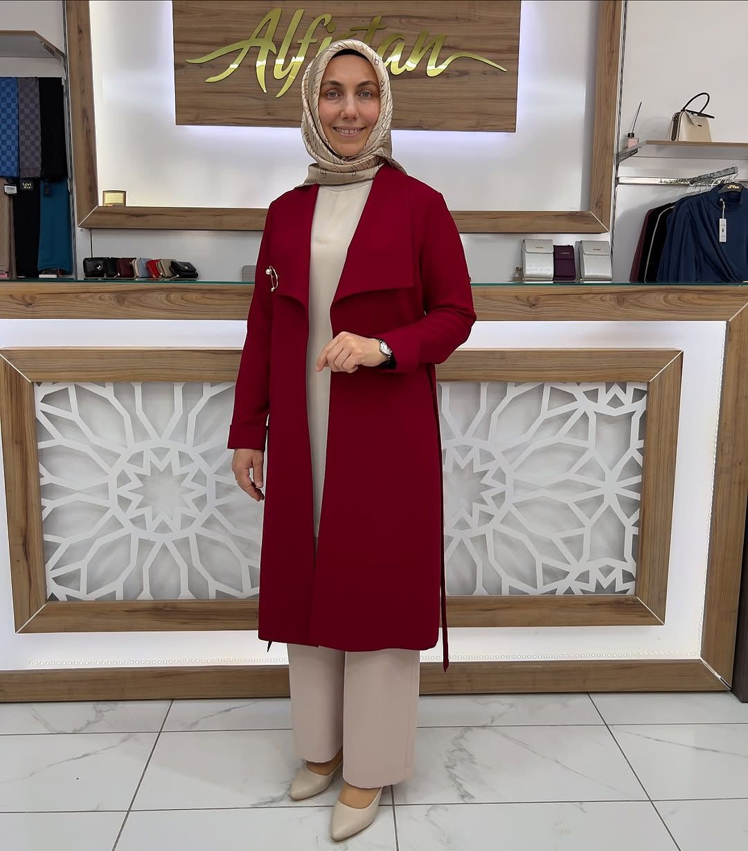 Bronşlu Kırlangıç Yaka Giy Çık Kap KIRMIZI çnrö 1260