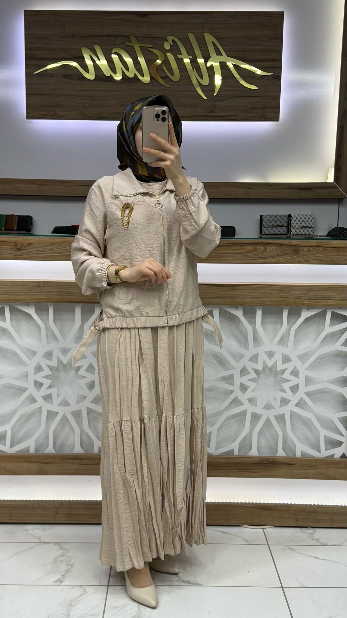 Broş Detaylı Ceketli Elbise dms 1011