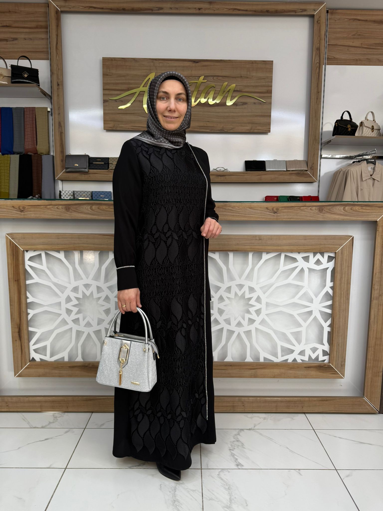 Güpürlü Taşlı Kapaklı Abiye Ferace SİYAH srm 8245