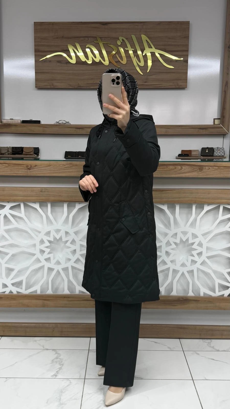 Kapüşonlu Fermuar Detaylı Kapitone Taş Mont  ZÜHRE 13948