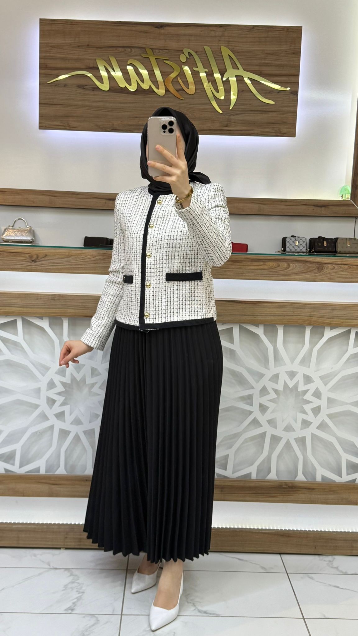 Plise  Etekli Takım armn 25KT630