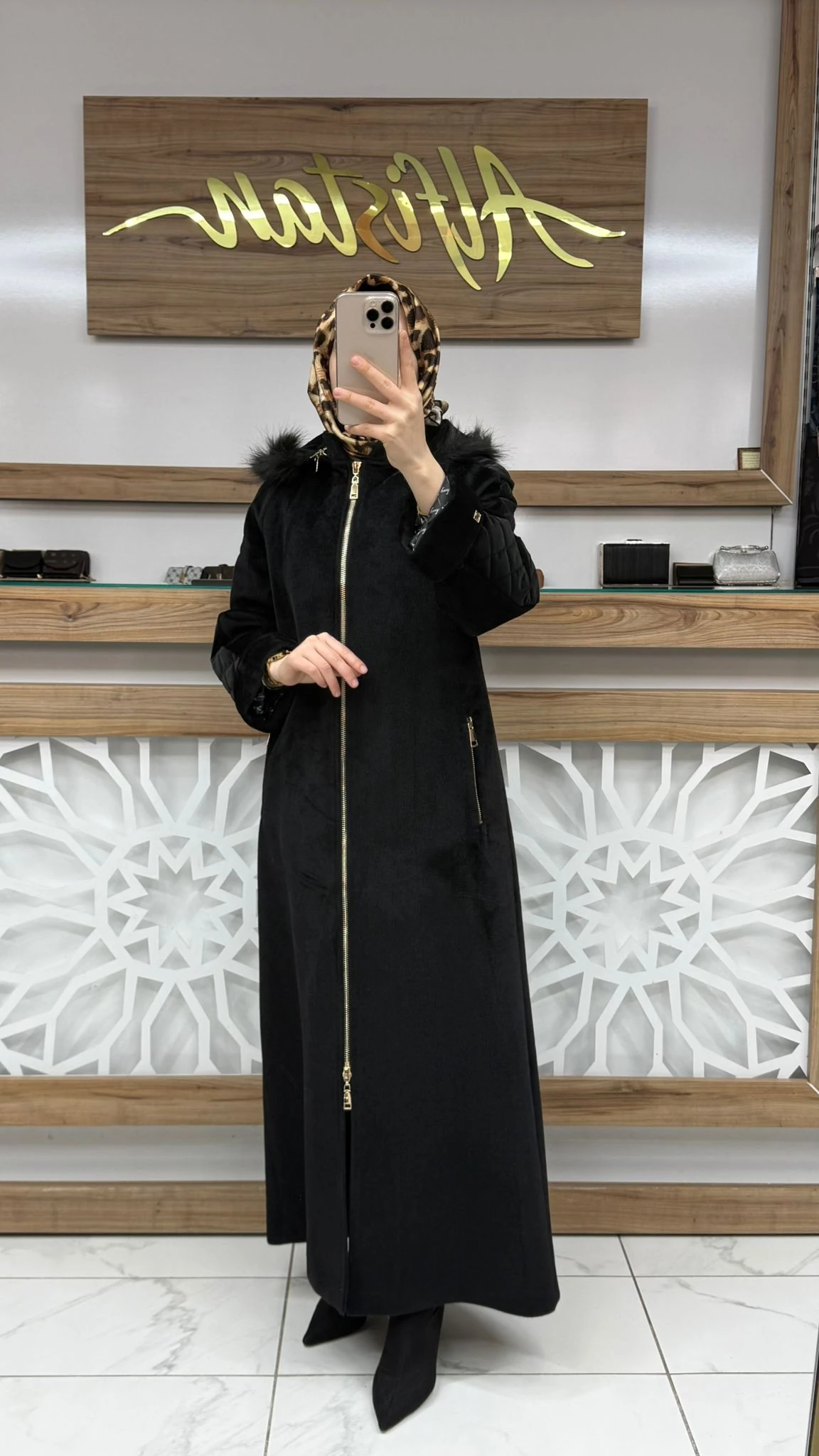 Kürk Kapüşonlu Fermuarlı SİYAH Manto Zühre 13968