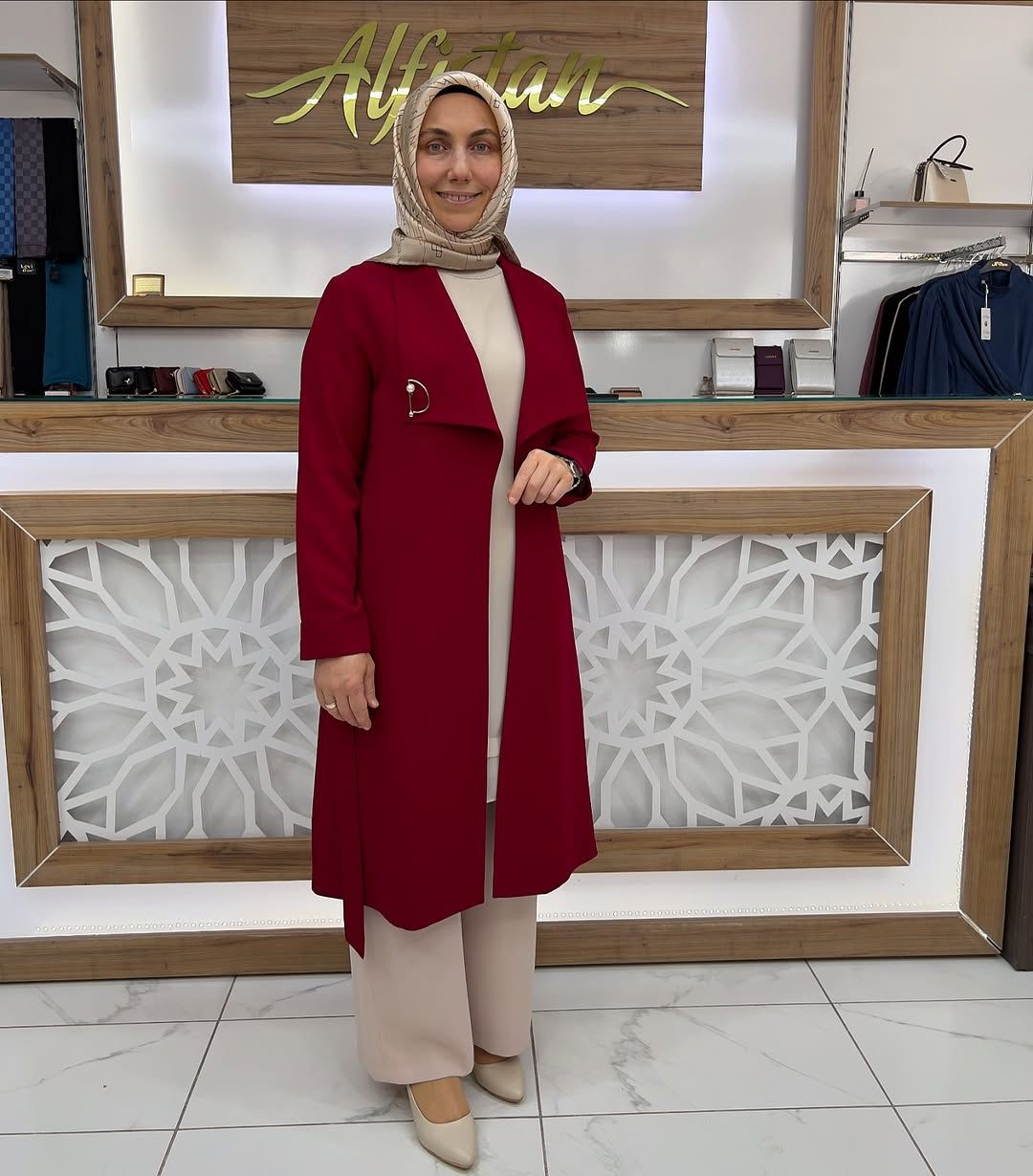 Bronşlu Kırlangıç Yaka Giy Çık Kap KIRMIZI çnrö 1260
