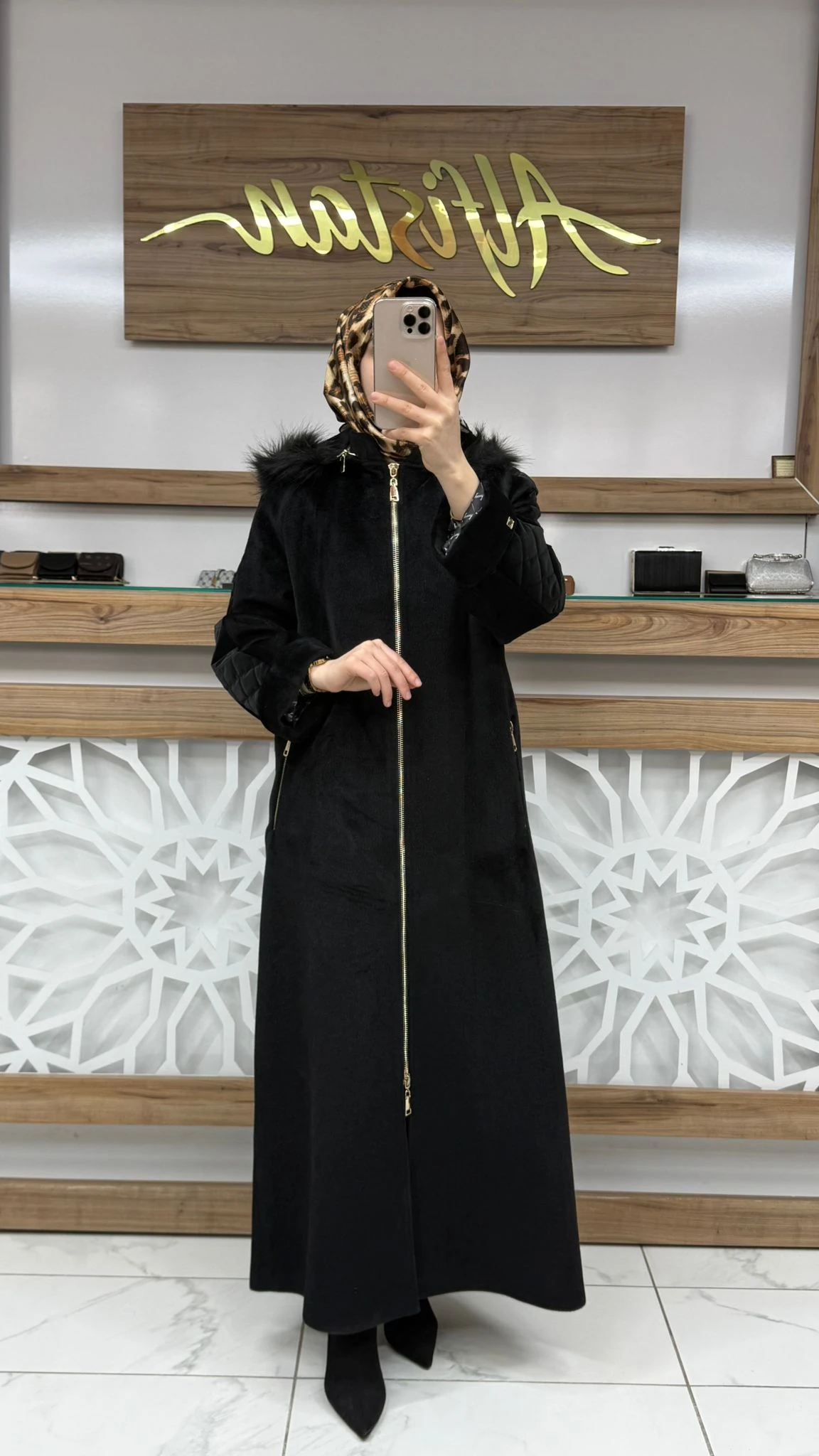 Kürk Kapüşonlu Fermuarlı SİYAH Manto Zühre 13968