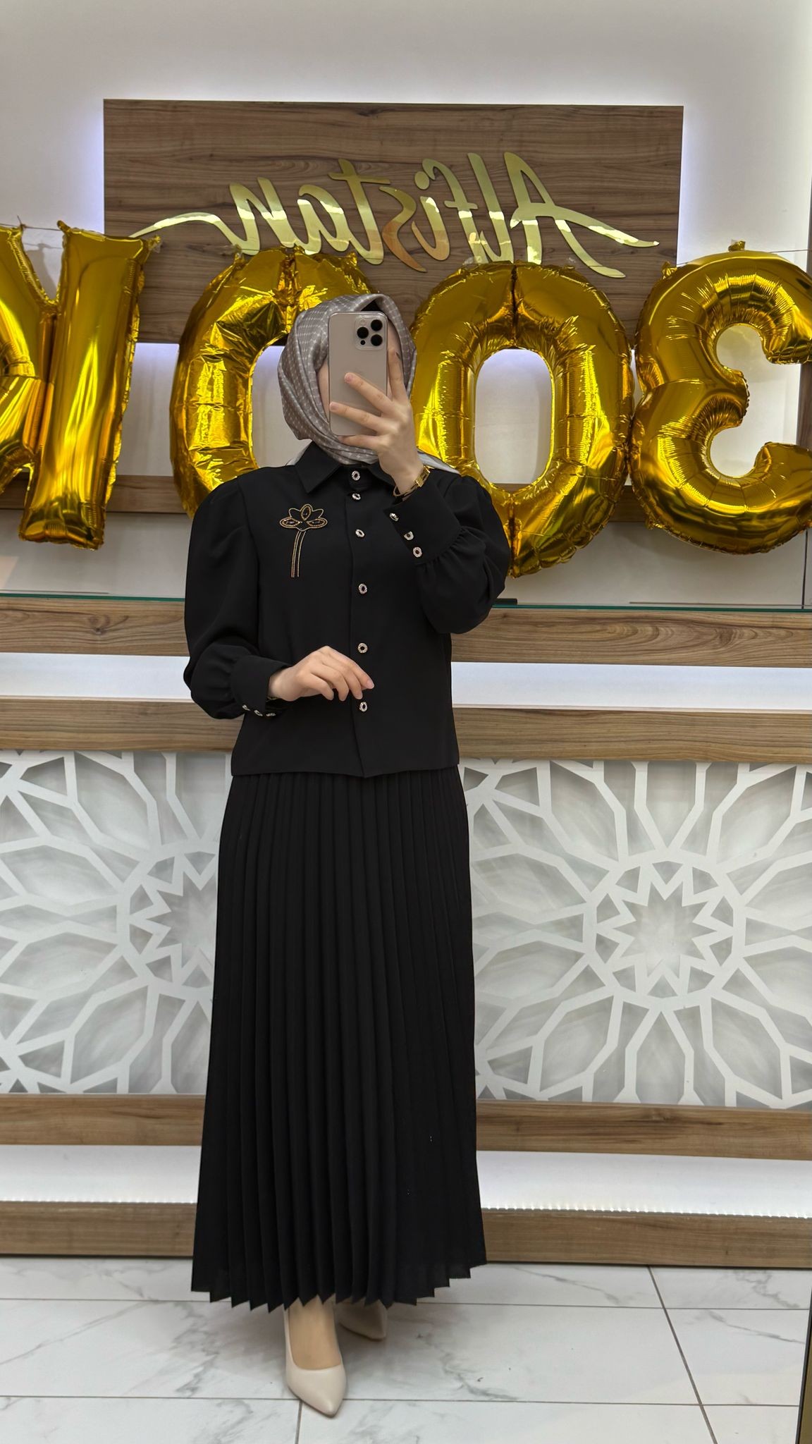 Bronş Detaylı Pilise Etekli Takım dms 1016 - SİYAH