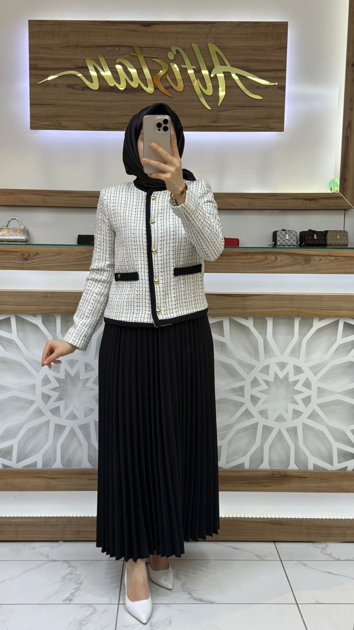 Plise  Etekli Takım armn 25KT630