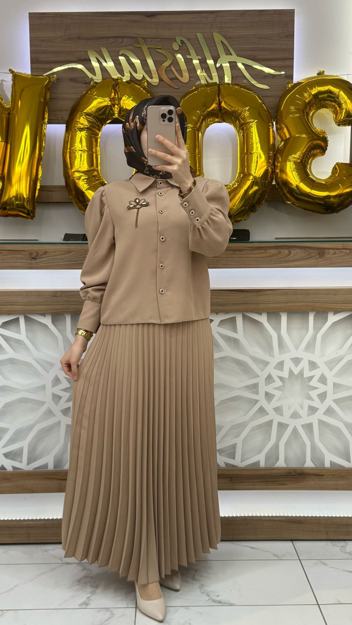 Bronş Detaylı Pilise Etekli Takım dms 1016