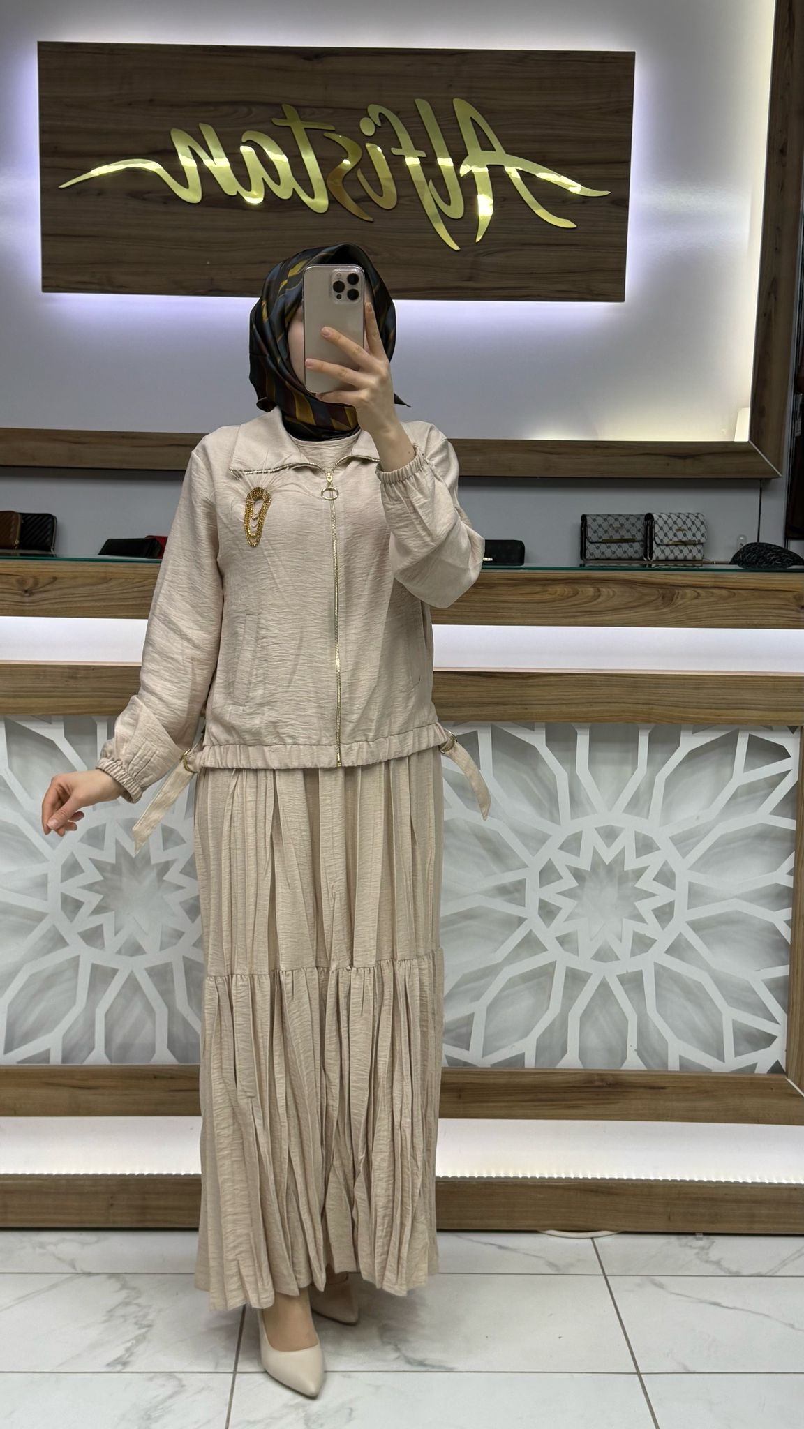 Broş Detaylı Ceketli Elbise dms 1011