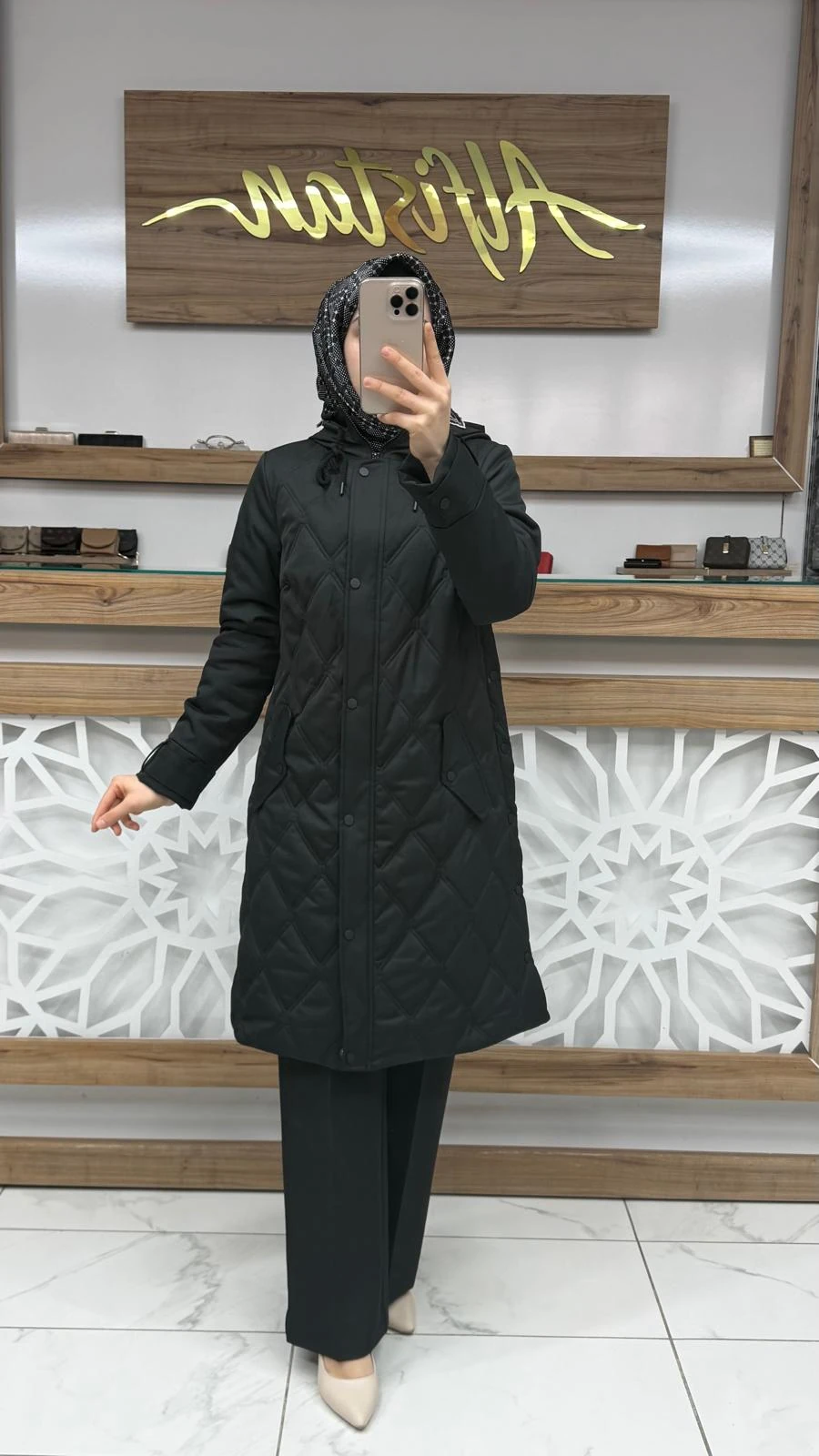 Kapüşonlu Fermuar Detaylı Kapitone Taş Mont  ZÜHRE 13948