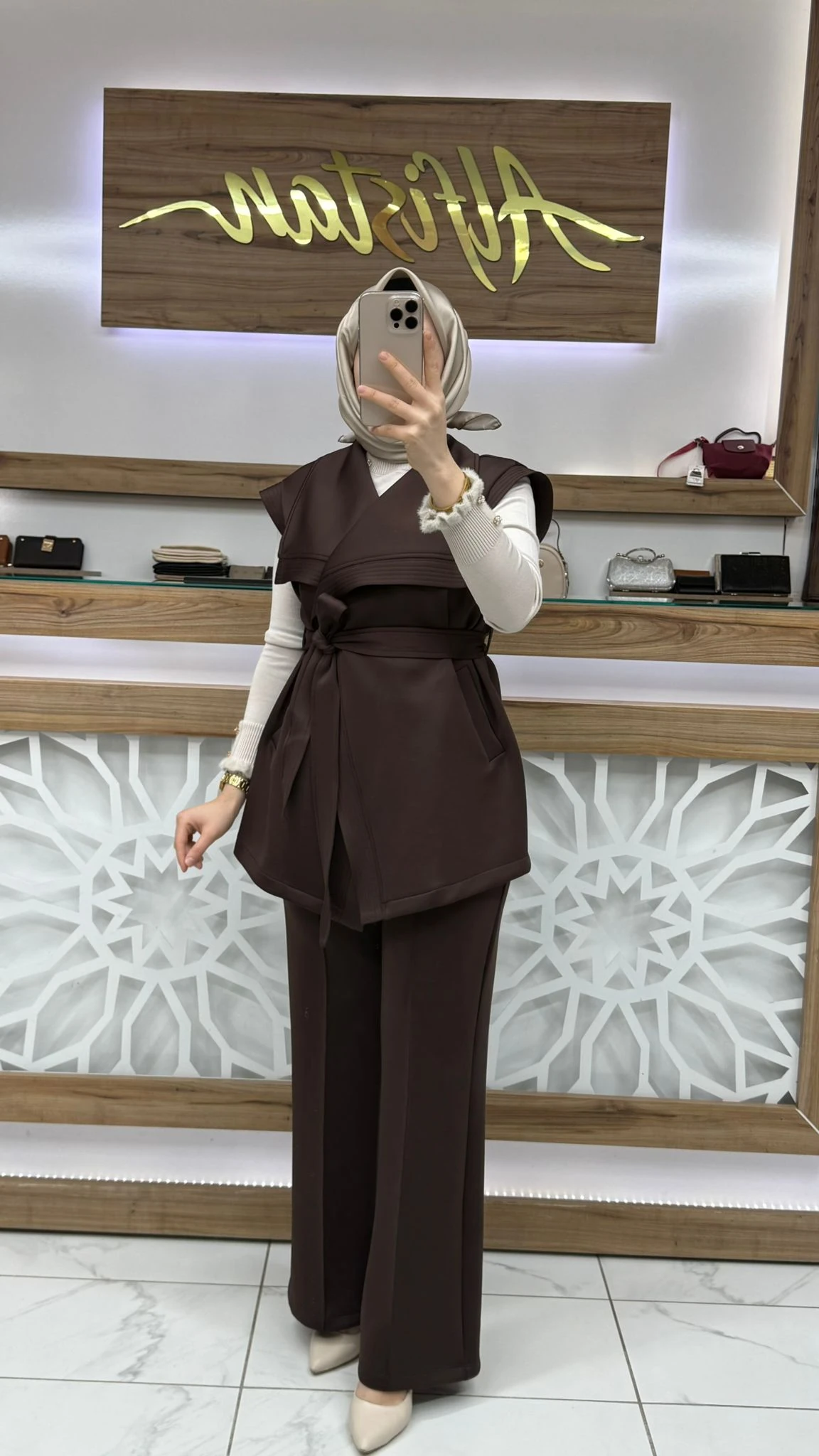 Yelekli Pantolonlu Kadın İkili Takım puane 100