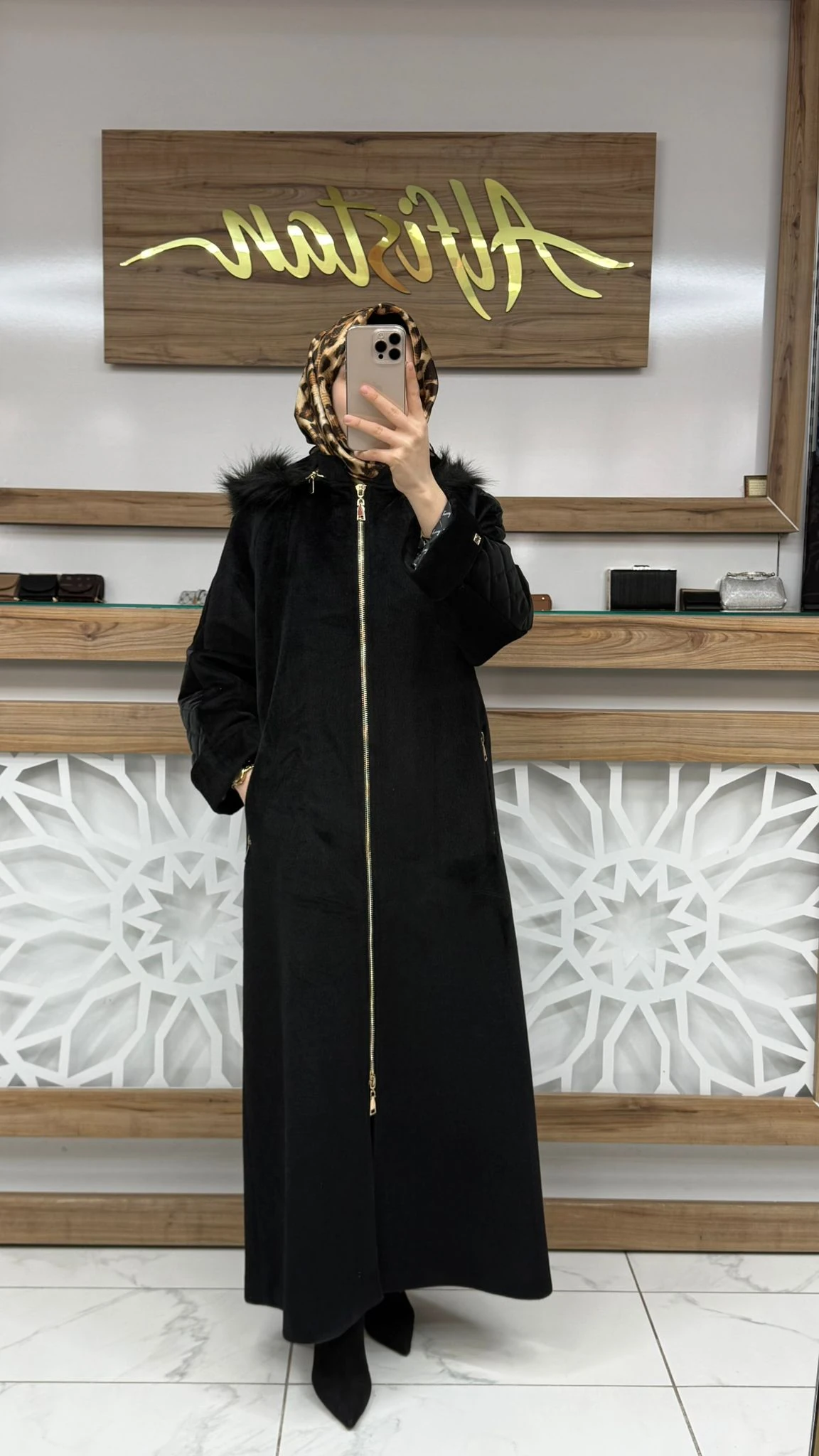 Kürk Kapüşonlu Fermuarlı SİYAH Manto Zühre 13968