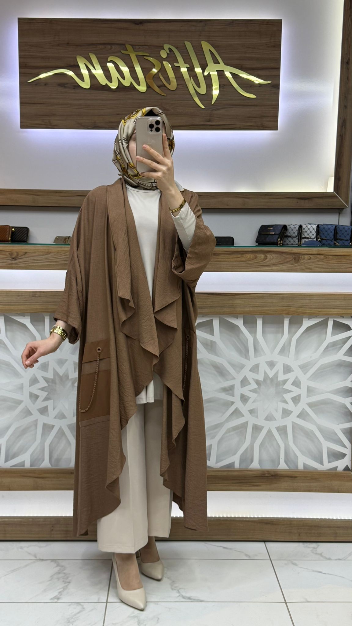   Yarasa Detaylı Yanlardan Cepli Giy Çık armn 25YT522