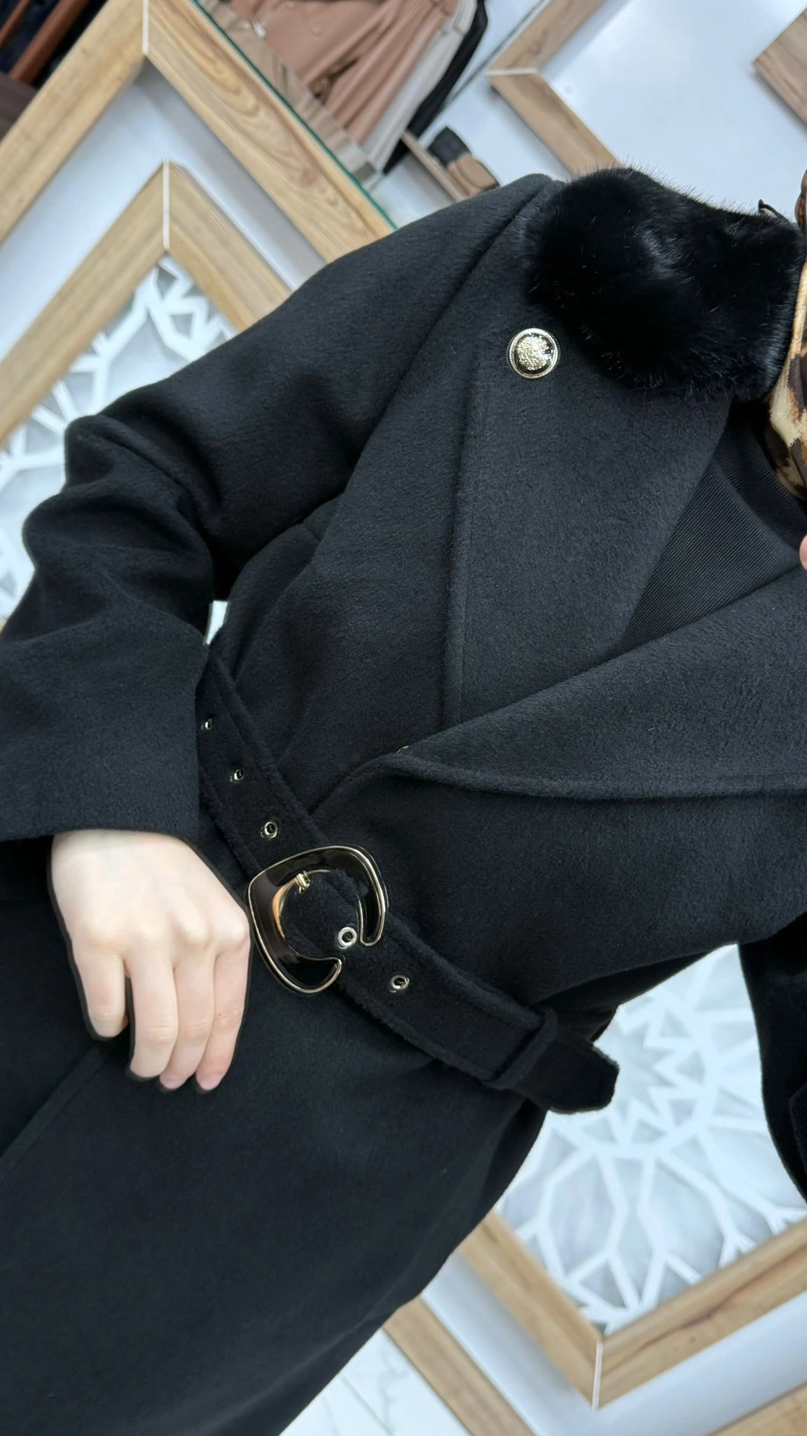 Yaka Detaylı Kemerli Manto  Zühre 13866