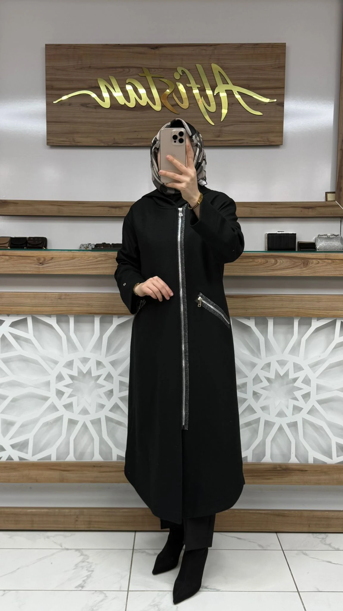 Sim Detaylı Cepleri Fermuarlı Kaşe Mont SİYAH armn 25KT504