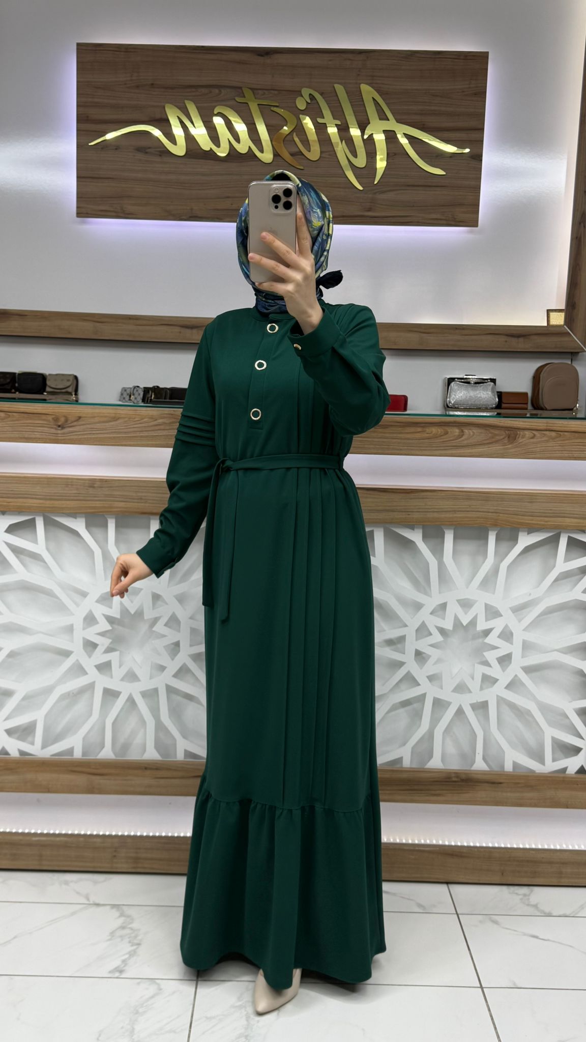 Çakmalı Nervür Detaylı Fırfırlı Elbise çnrö 2248