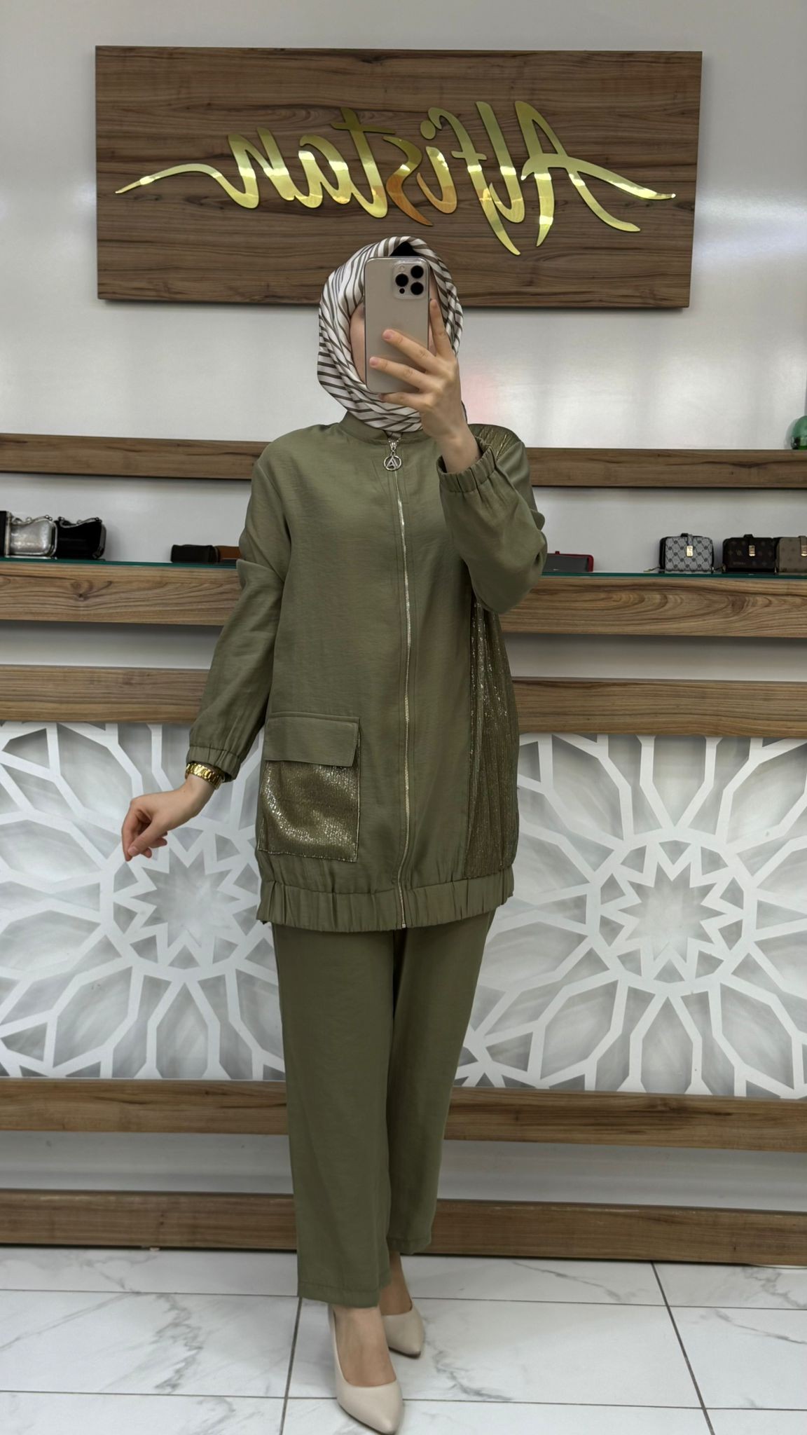  Pul Desenli Fermuarlı Cepli Pantolonlu İkili Takım- 25YT670