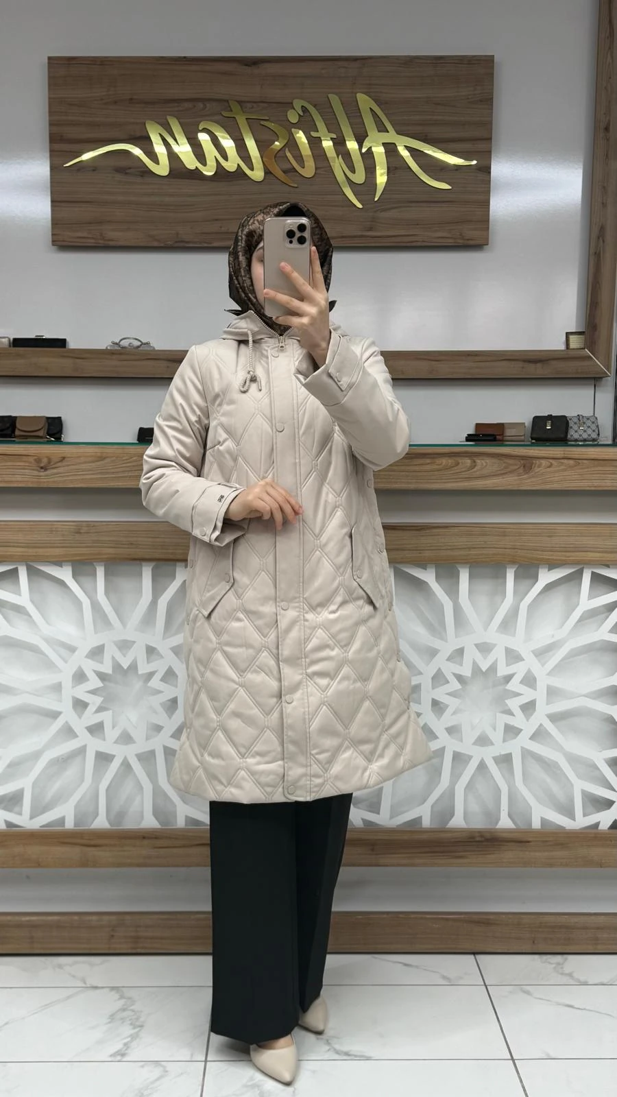 Kapüşonlu Fermuar Detaylı Kapitone Taş Mont  ZÜHRE 13948 - Taş