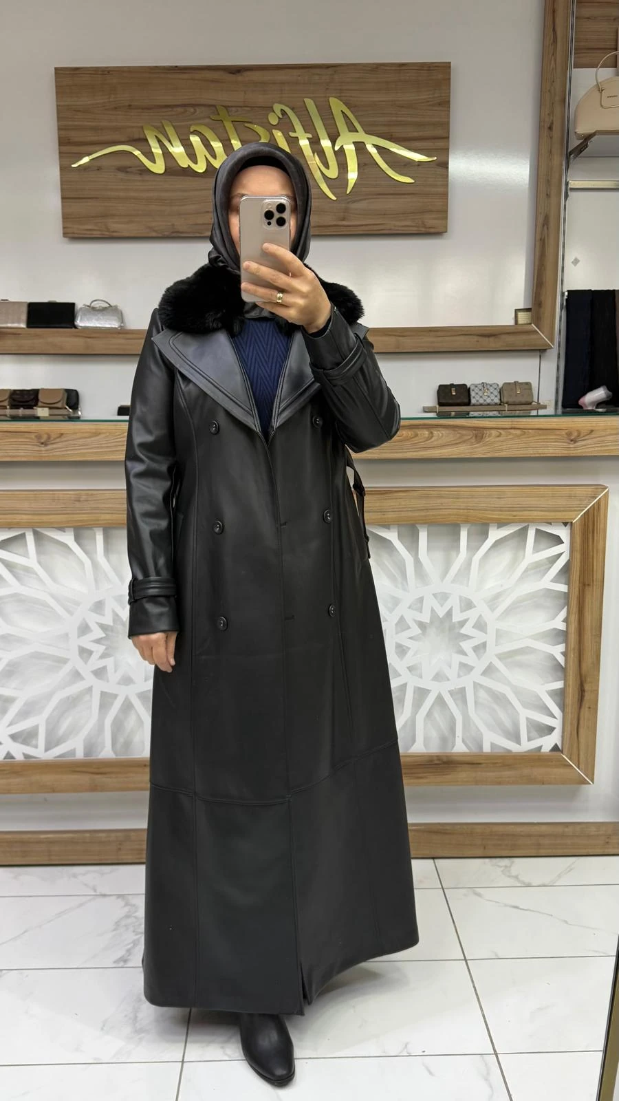 Kürk Detaylı Kemerli Siyah Deri Trençkot ZÜHRE 13832