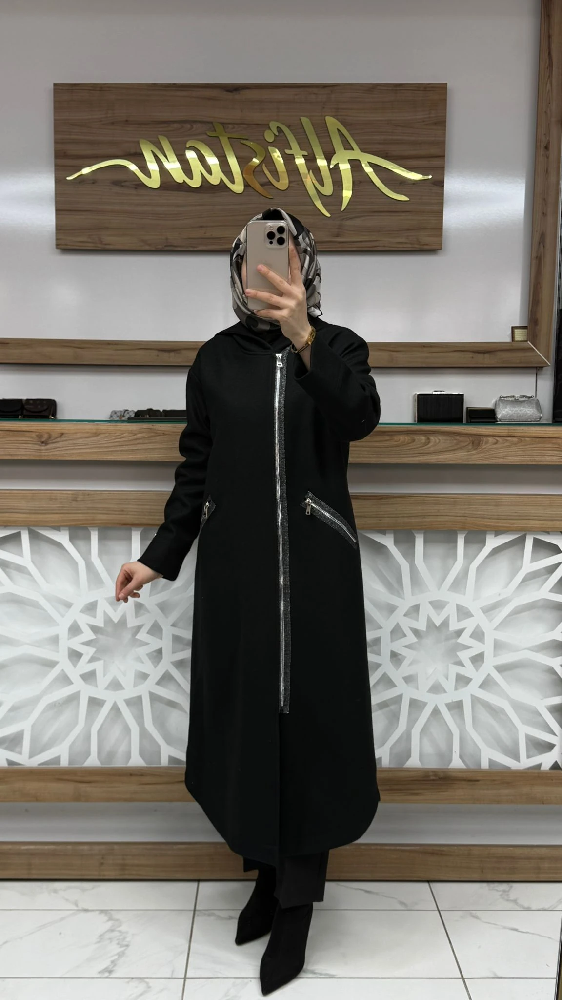 Sim Detaylı Cepleri Fermuarlı Kaşe Mont SİYAH armn 25KT504