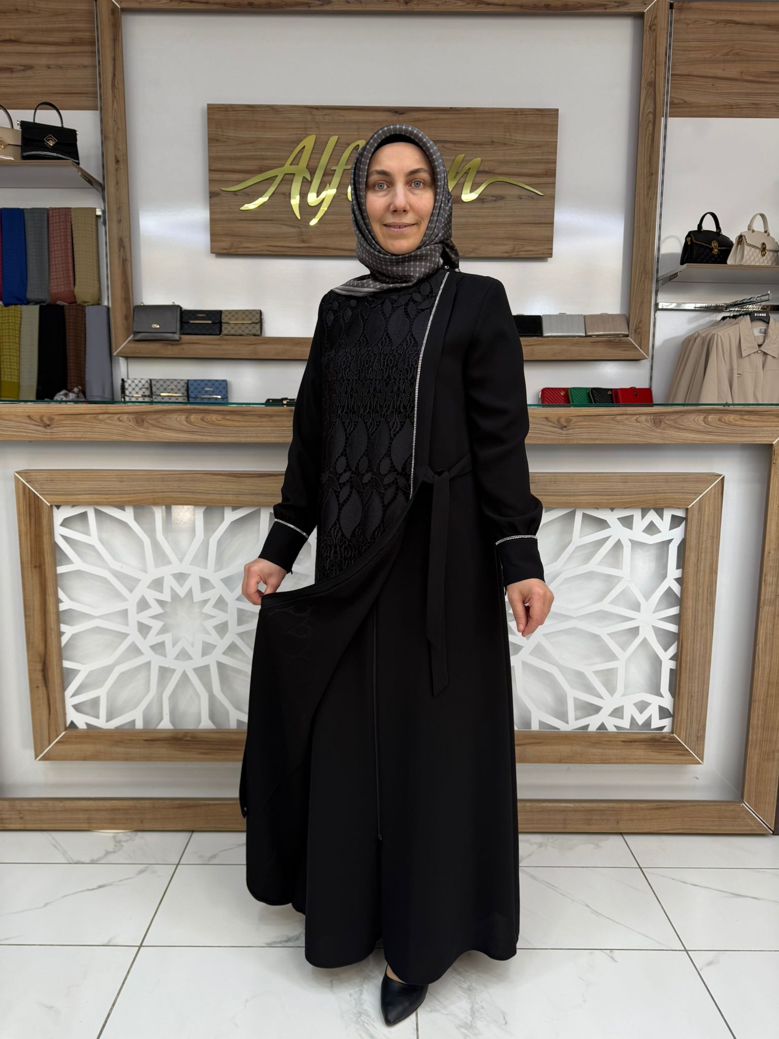 Güpürlü Taşlı Kapaklı Abiye Ferace SİYAH srm 8245
