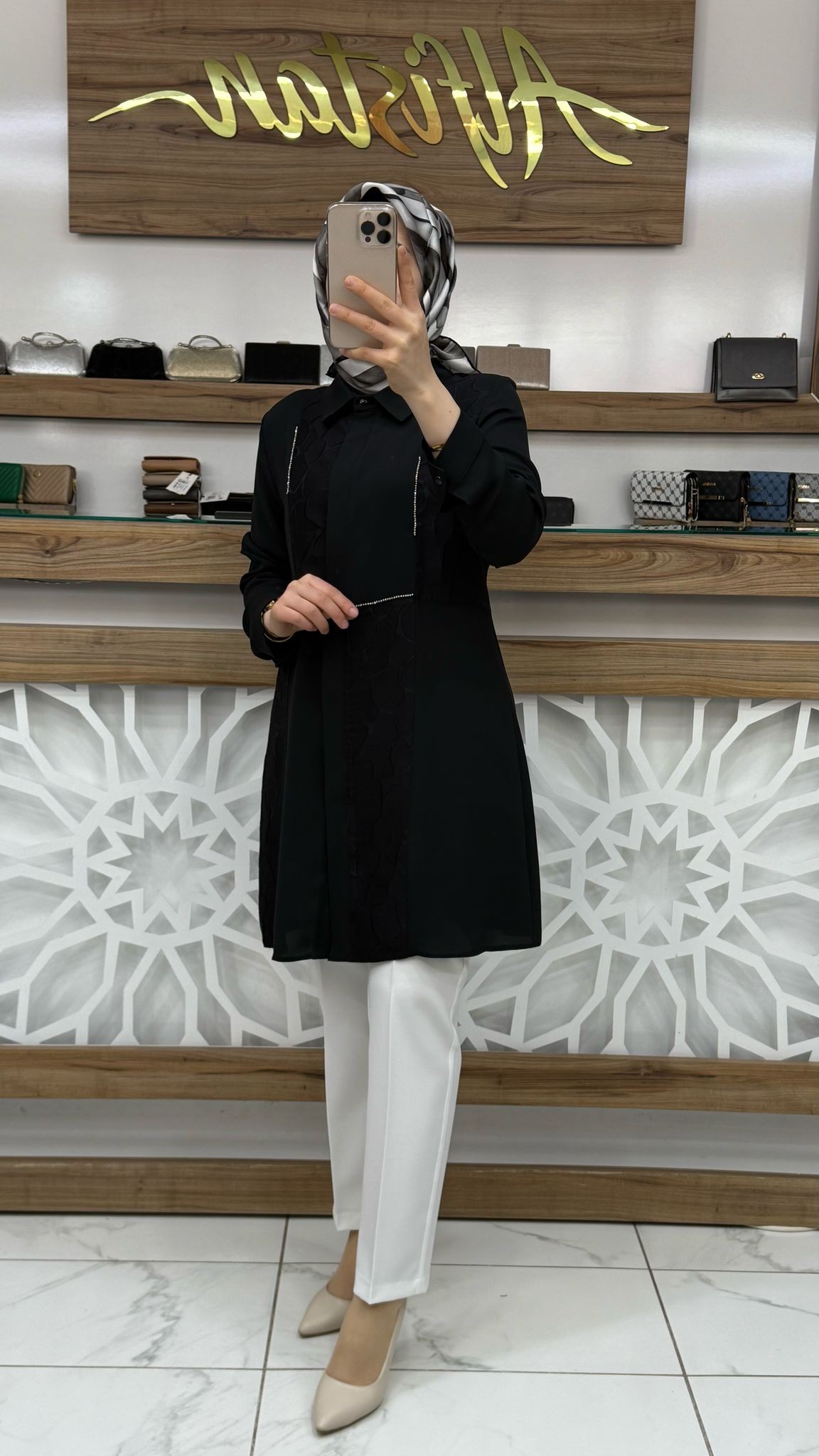 Yakma Garnili Taşlı Tesettür Tunik SİYAH qtn 2964