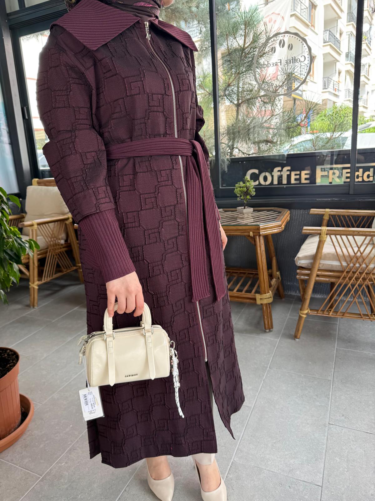 Yaka Manşet ve Kemeri Triko  İçi Astarlı Jakar Kap nuss  26K604