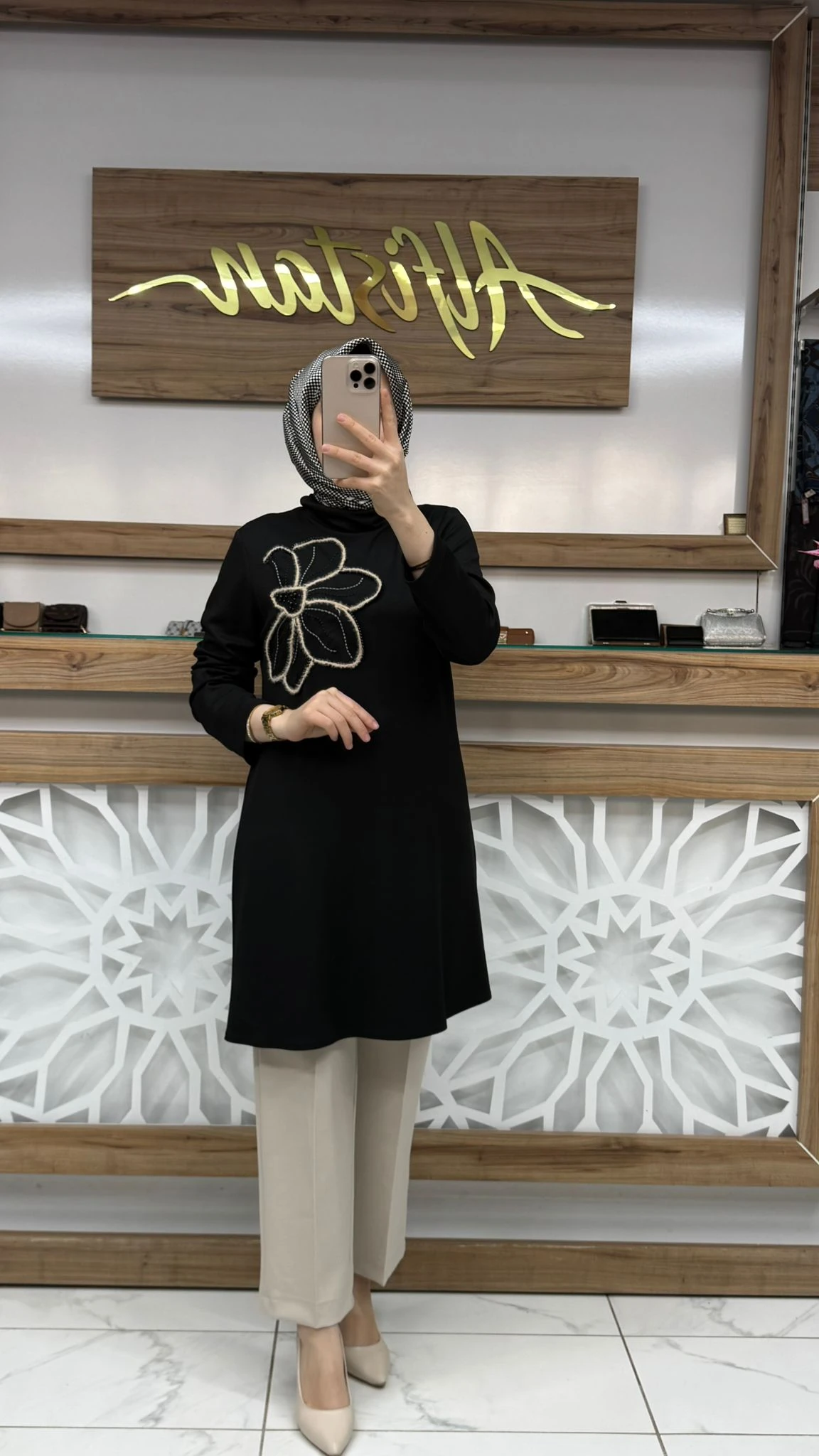 Önü Taş İşlemeli Tunik haya A1625 - siyah