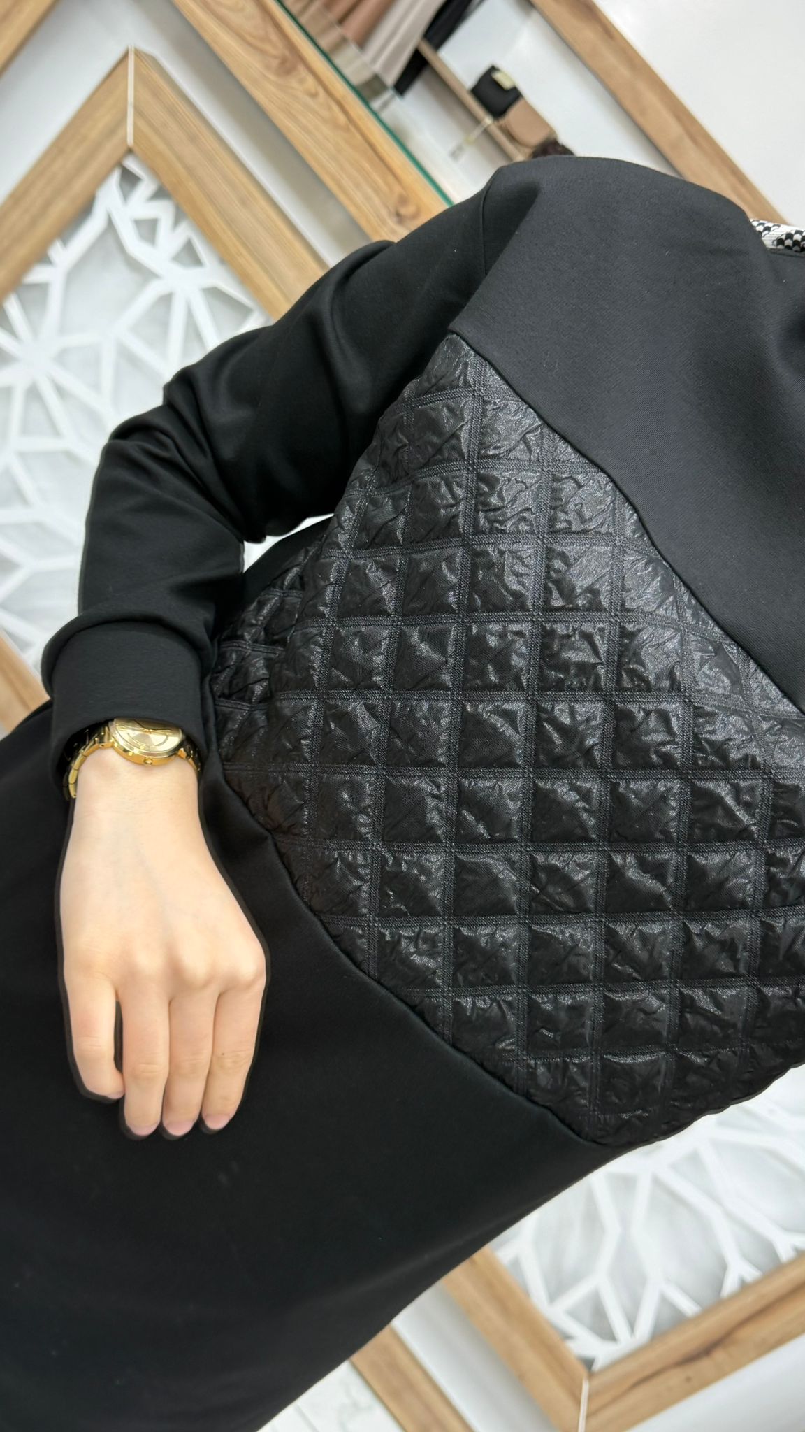 Önü Kapitone Detaylı İkili Takım SİYAH armn 25KT654