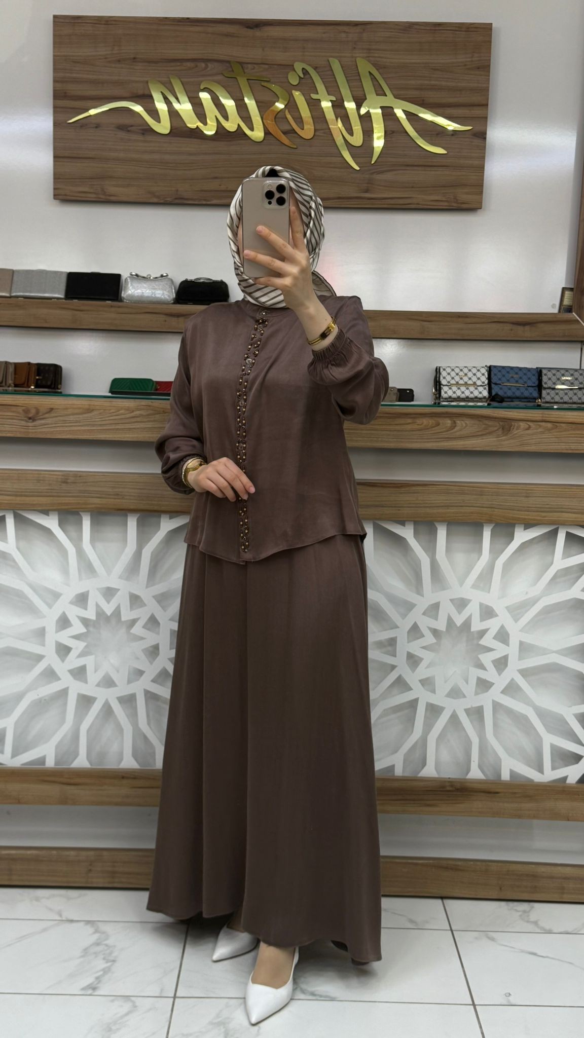   Önü Boncuk Detaylı İpek kubra Etekli İkili Takım çnrö 2061
