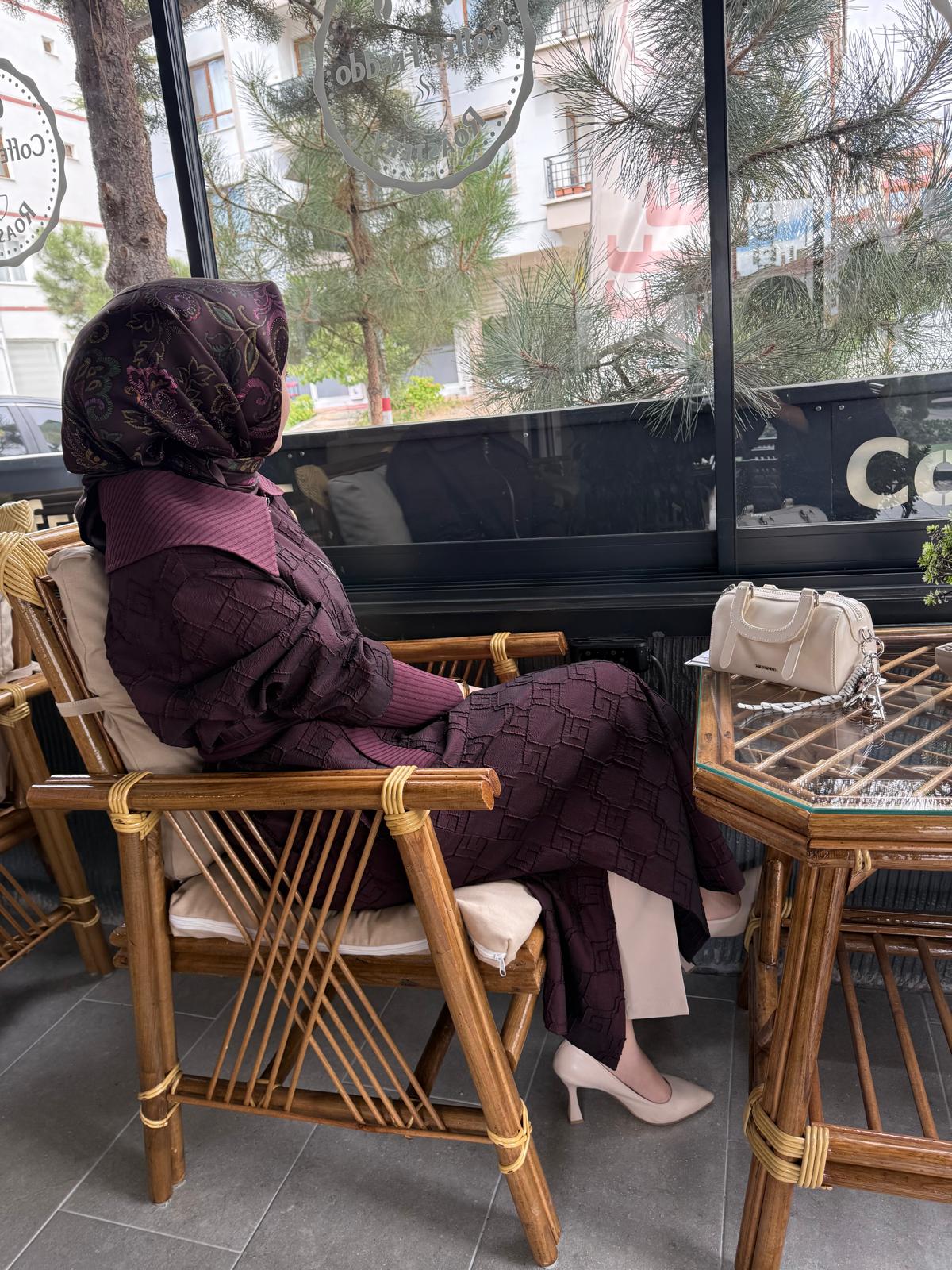 Yaka Manşet ve Kemeri Triko  İçi Astarlı Jakar Kap nuss  26K604