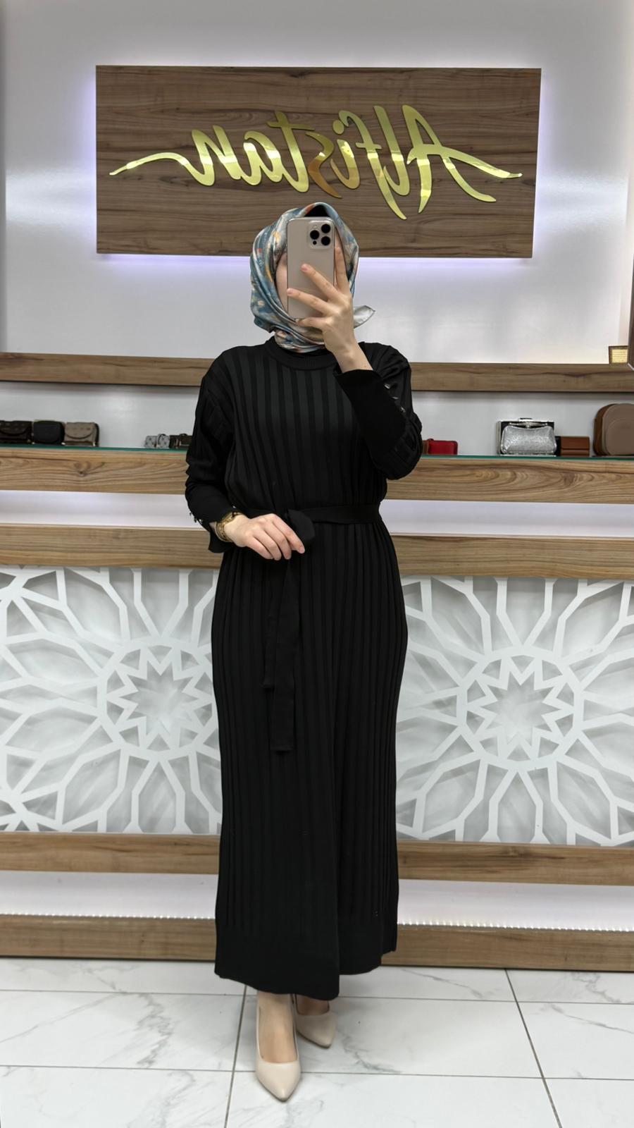 Uzun Çizgili Kolu Düğme Detaylı Merserize Elbise kado  5039