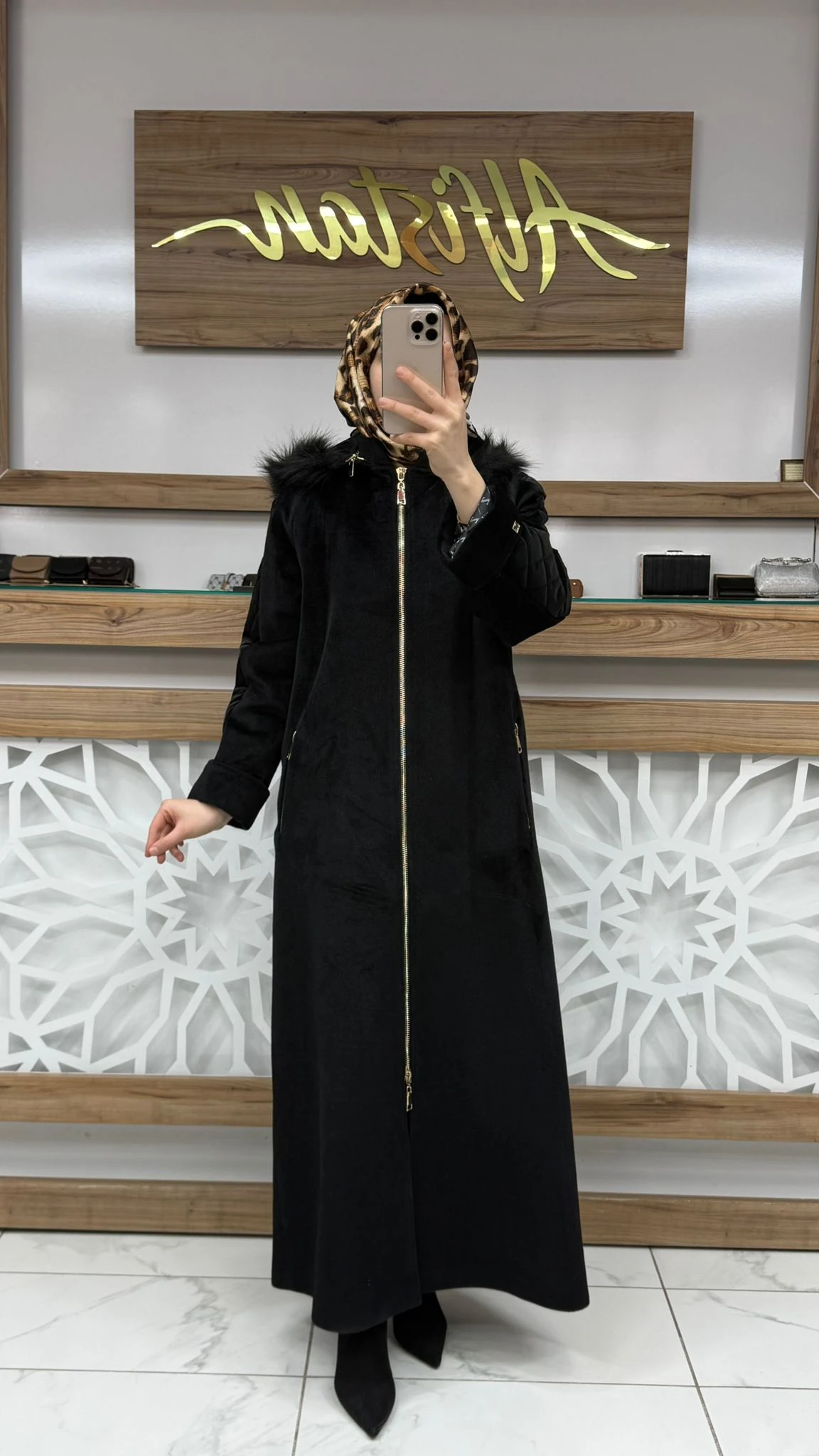 Kürk Kapüşonlu Fermuarlı SİYAH Manto Zühre 13968