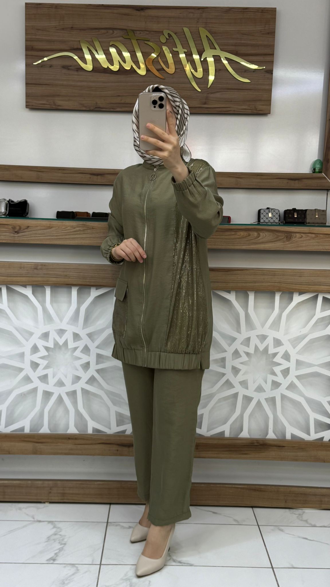  Pul Desenli Fermuarlı Cepli Pantolonlu İkili Takım- 25YT670