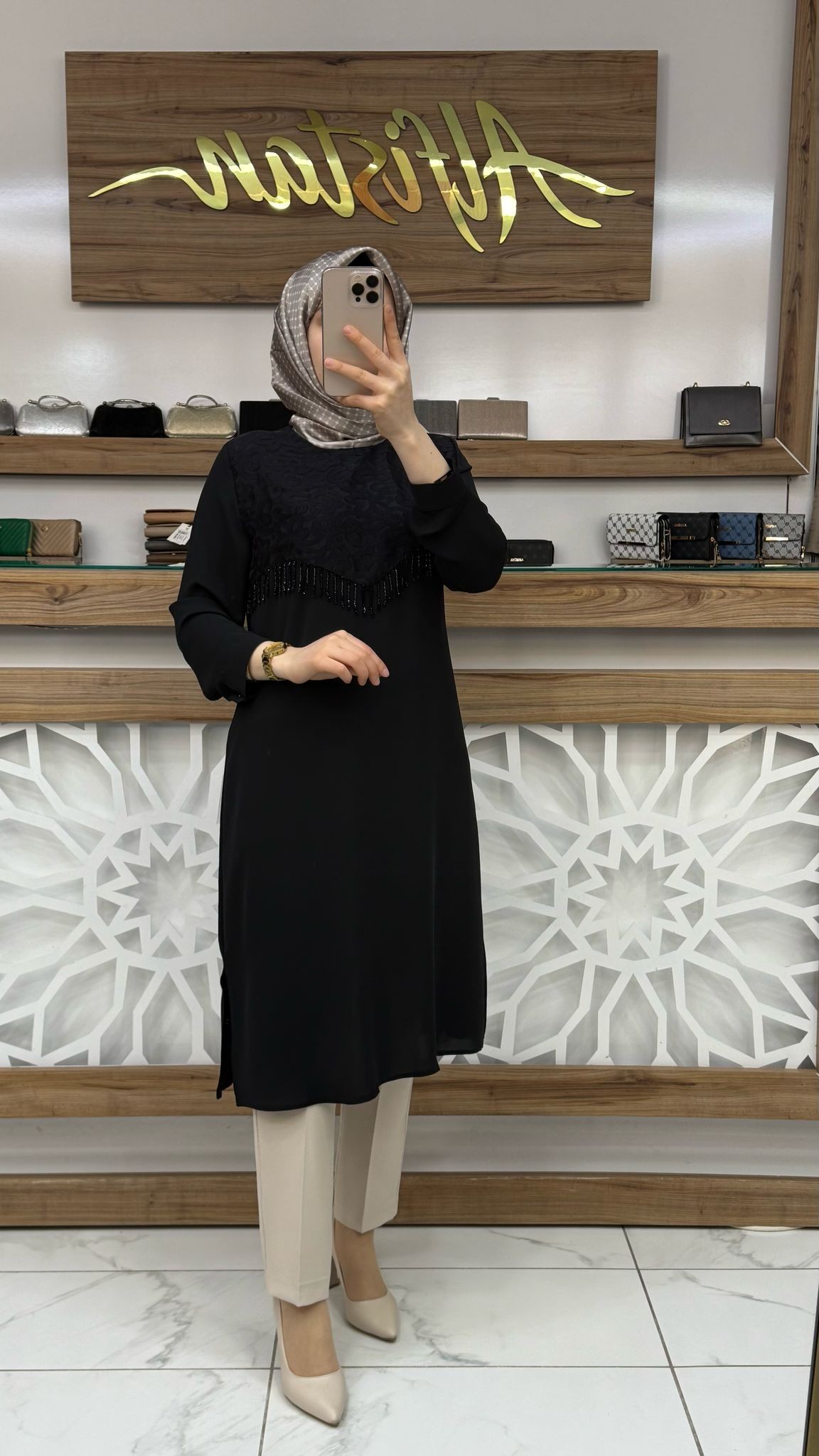 Yakma Taşlı Tesettür Tunik SİYAH qtn 2946