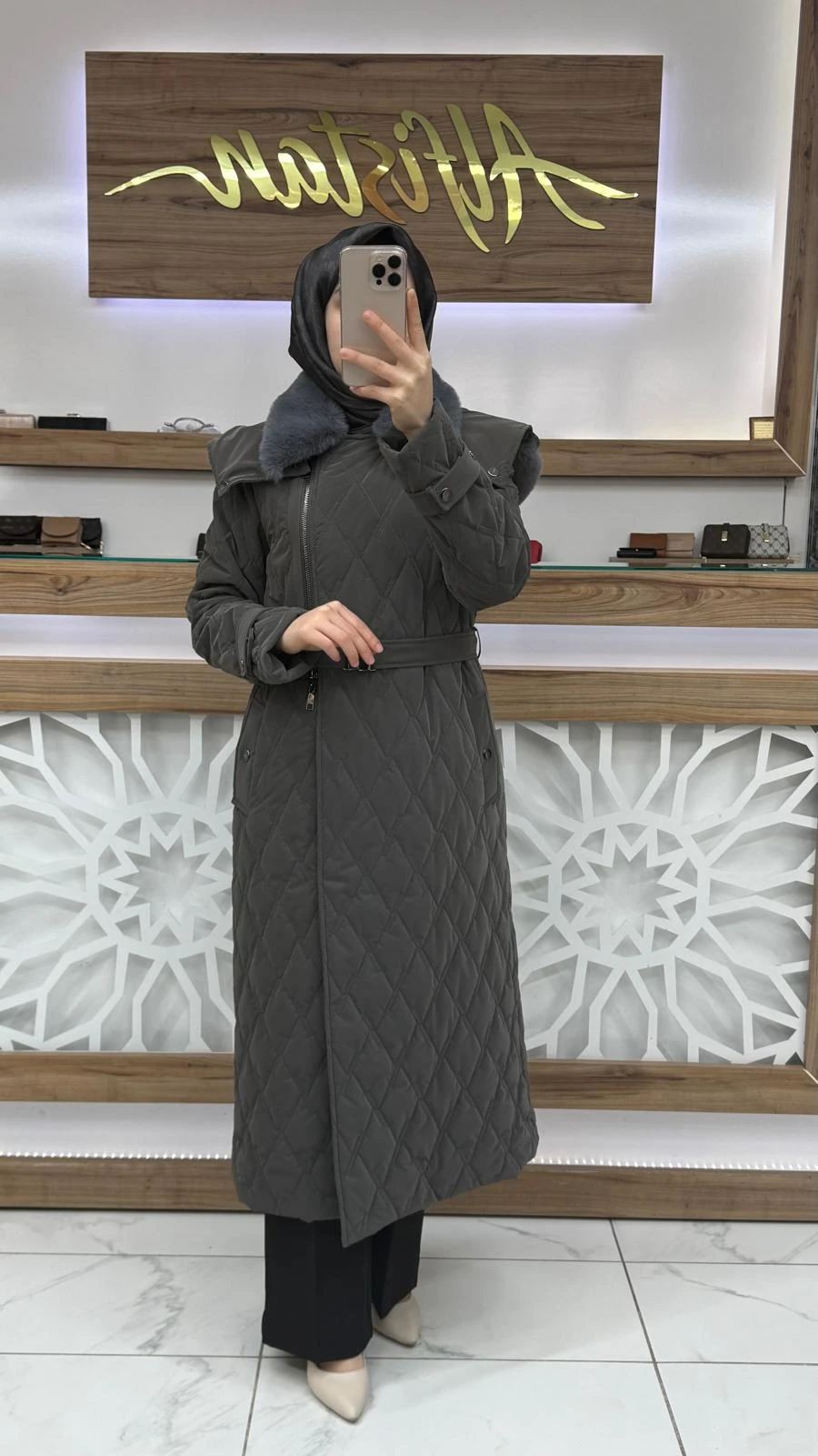 Kürk Yaka Kapitone Mont ZÜHRE 13867 - gri