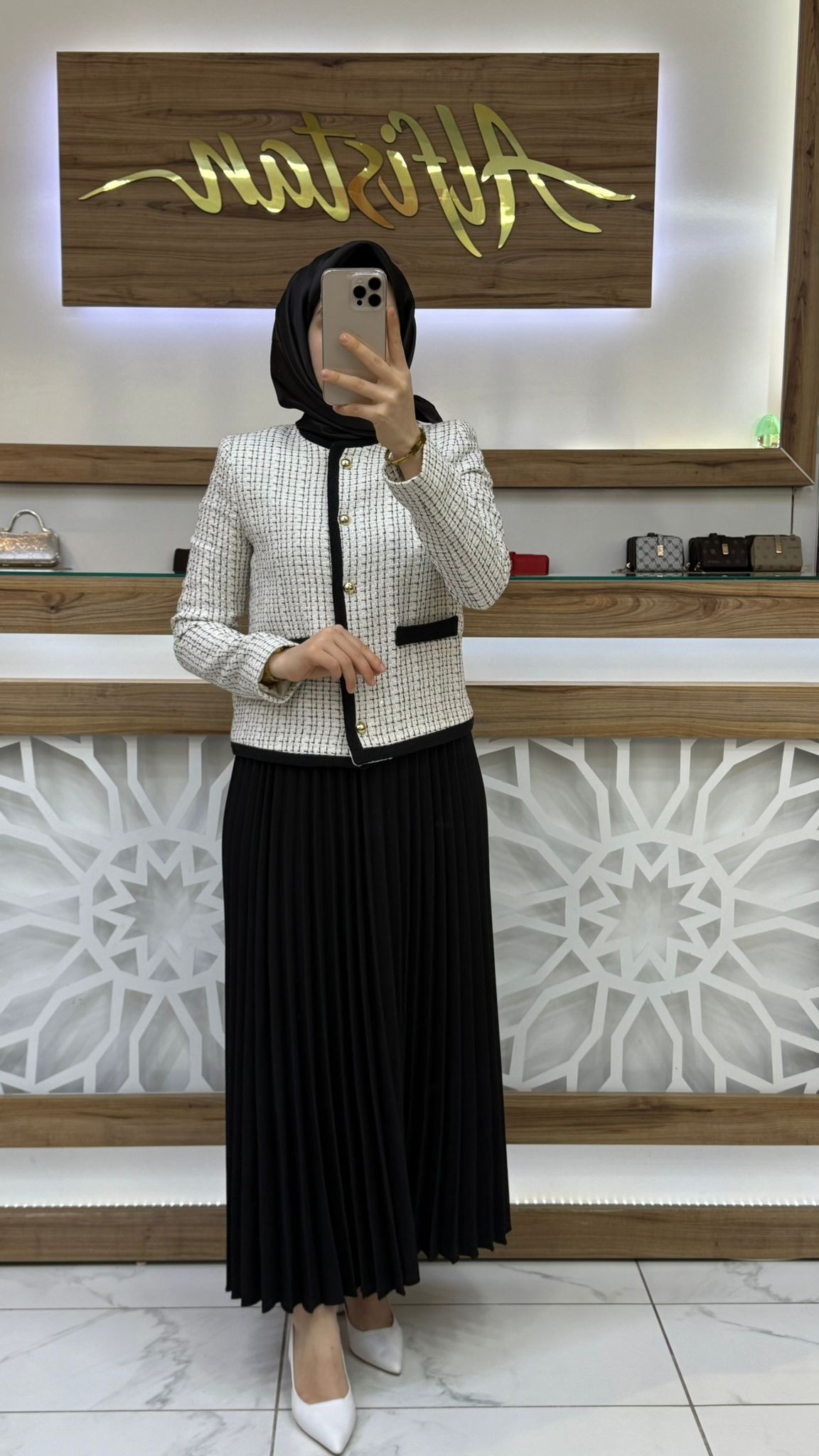 Plise  Etekli Takım armn 25KT630