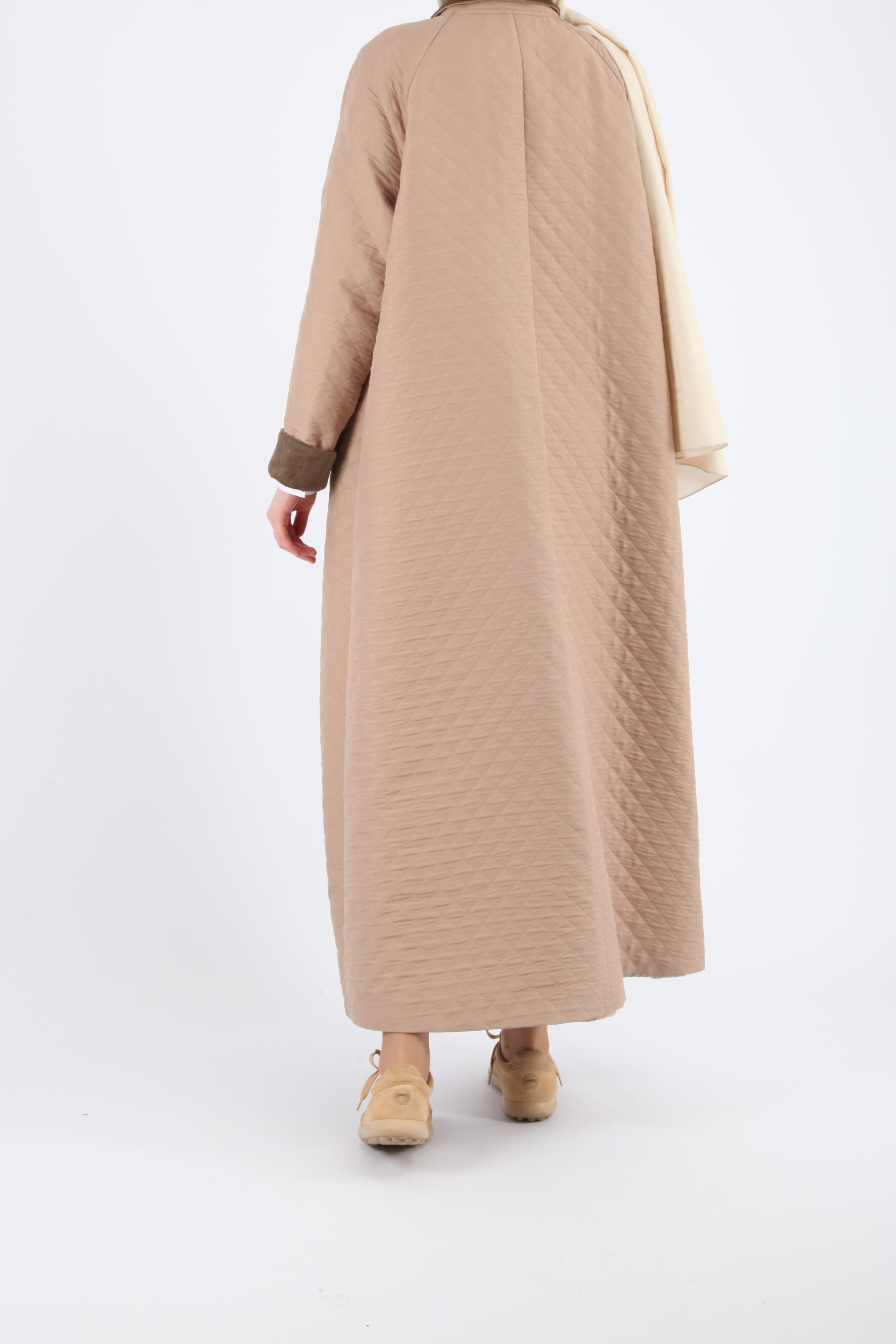 Oversize Kadife Yaka Kapitone Uzun Ceket