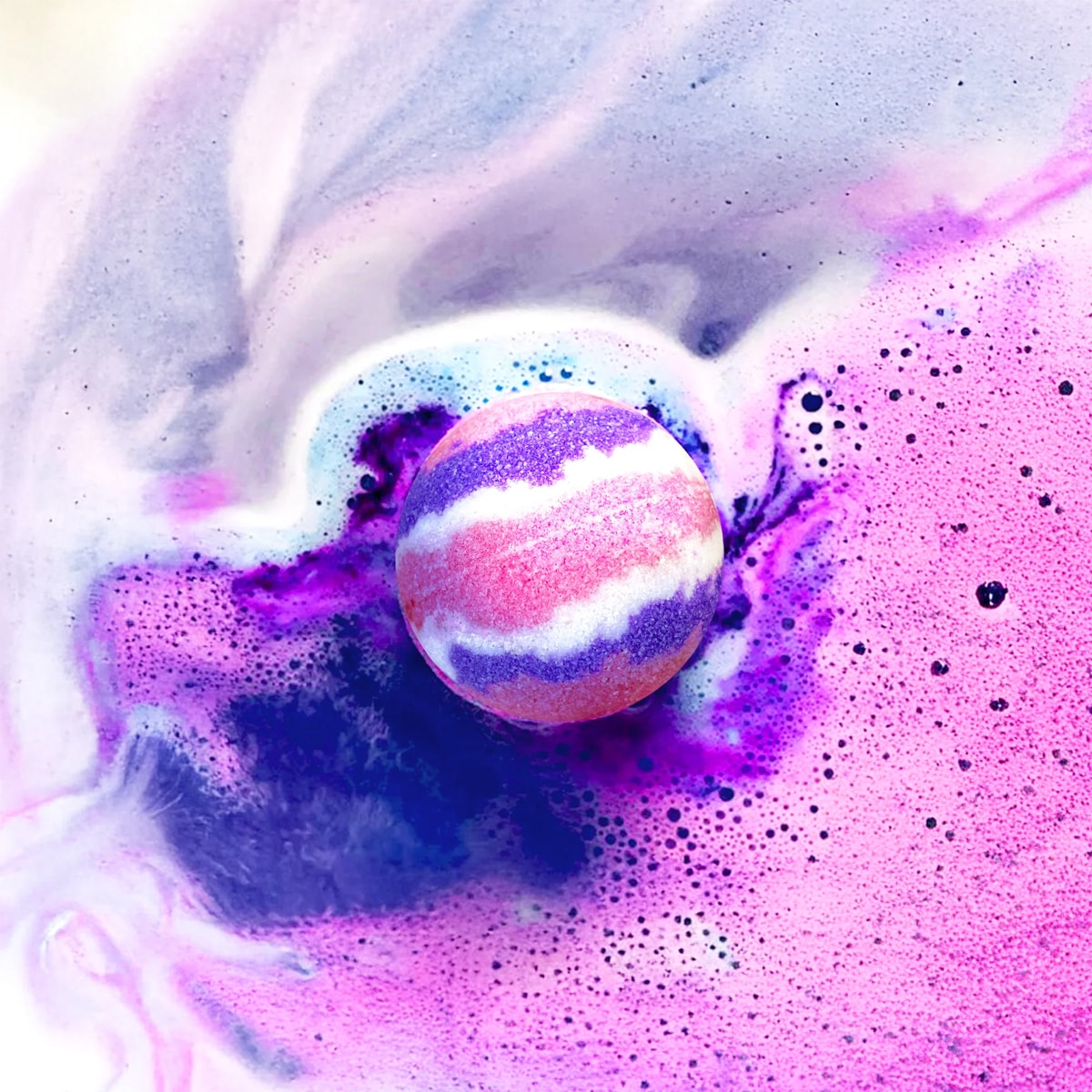 Inuwet Icecream Böğürtlen Banyo Bombası