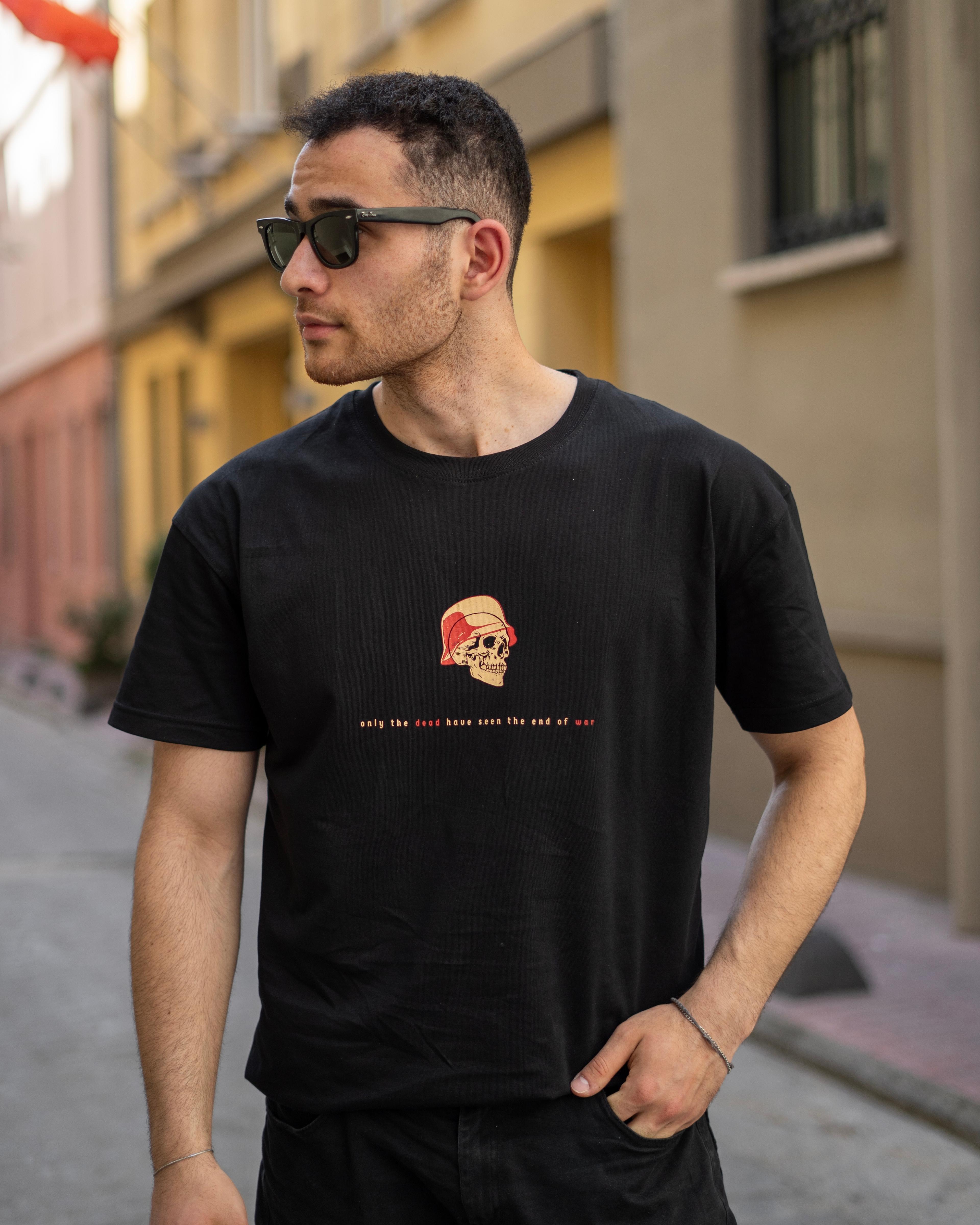 OVERSIZE - WW2 - ONLY THE DEAD