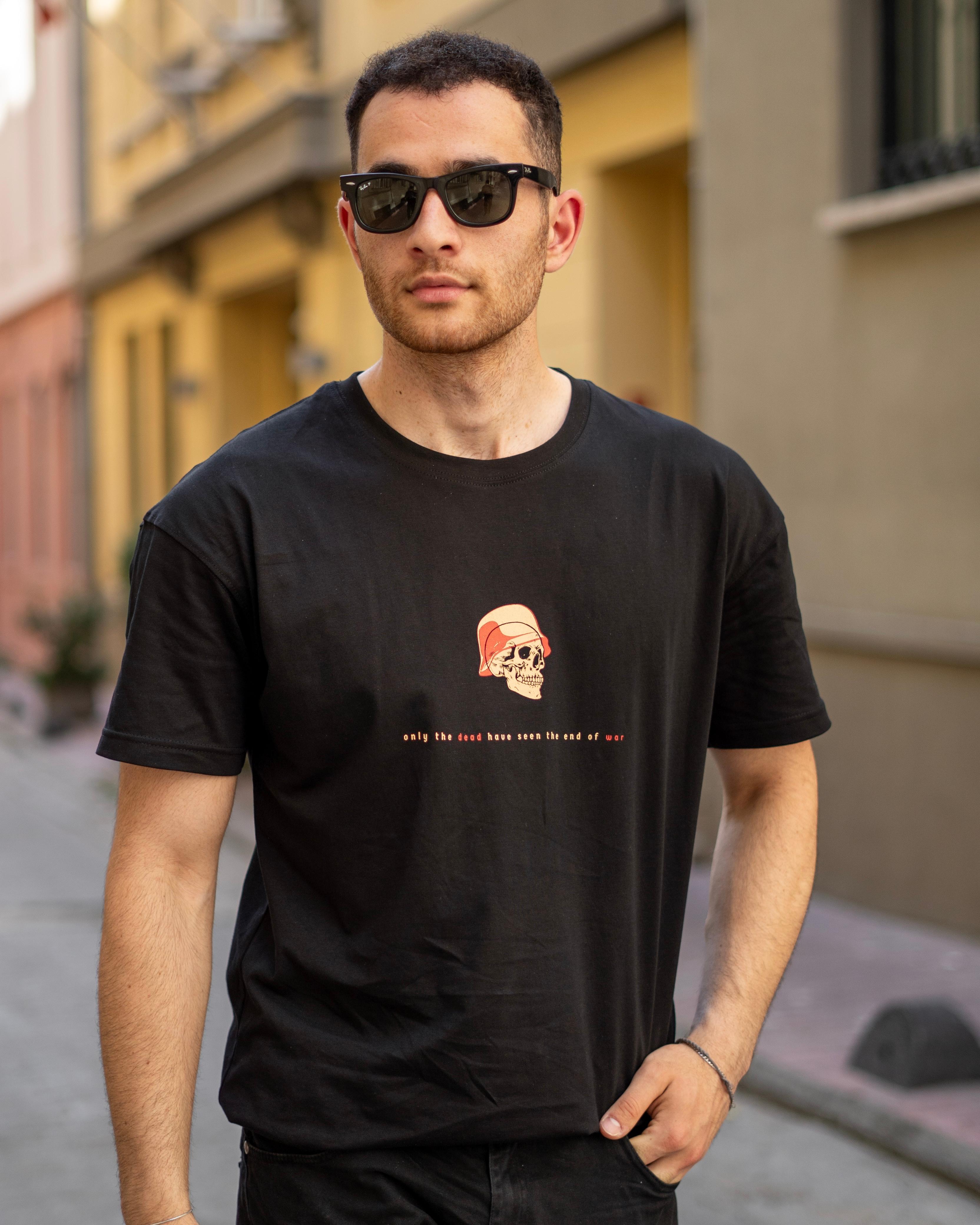 OVERSIZE - WW2 - ONLY THE DEAD