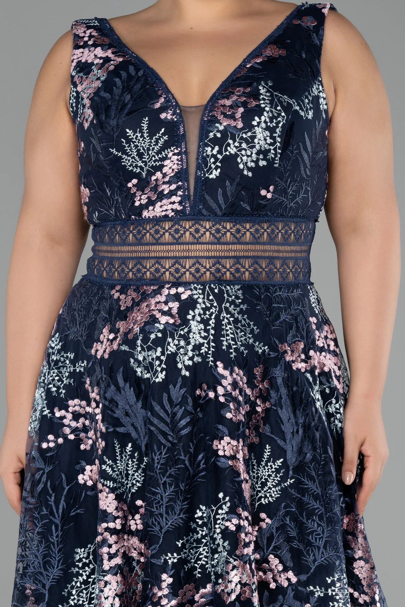 Long Laced Plus Size Evening Gown ABU4261