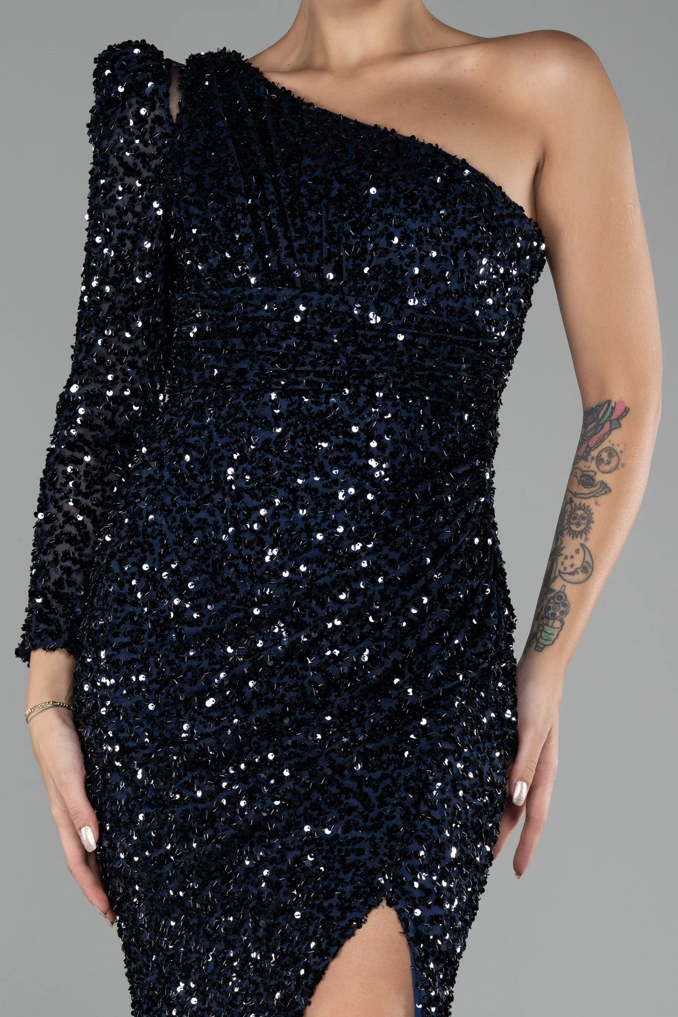 Single Sleeve Slit Long Sequined Evening Gown ABU4302