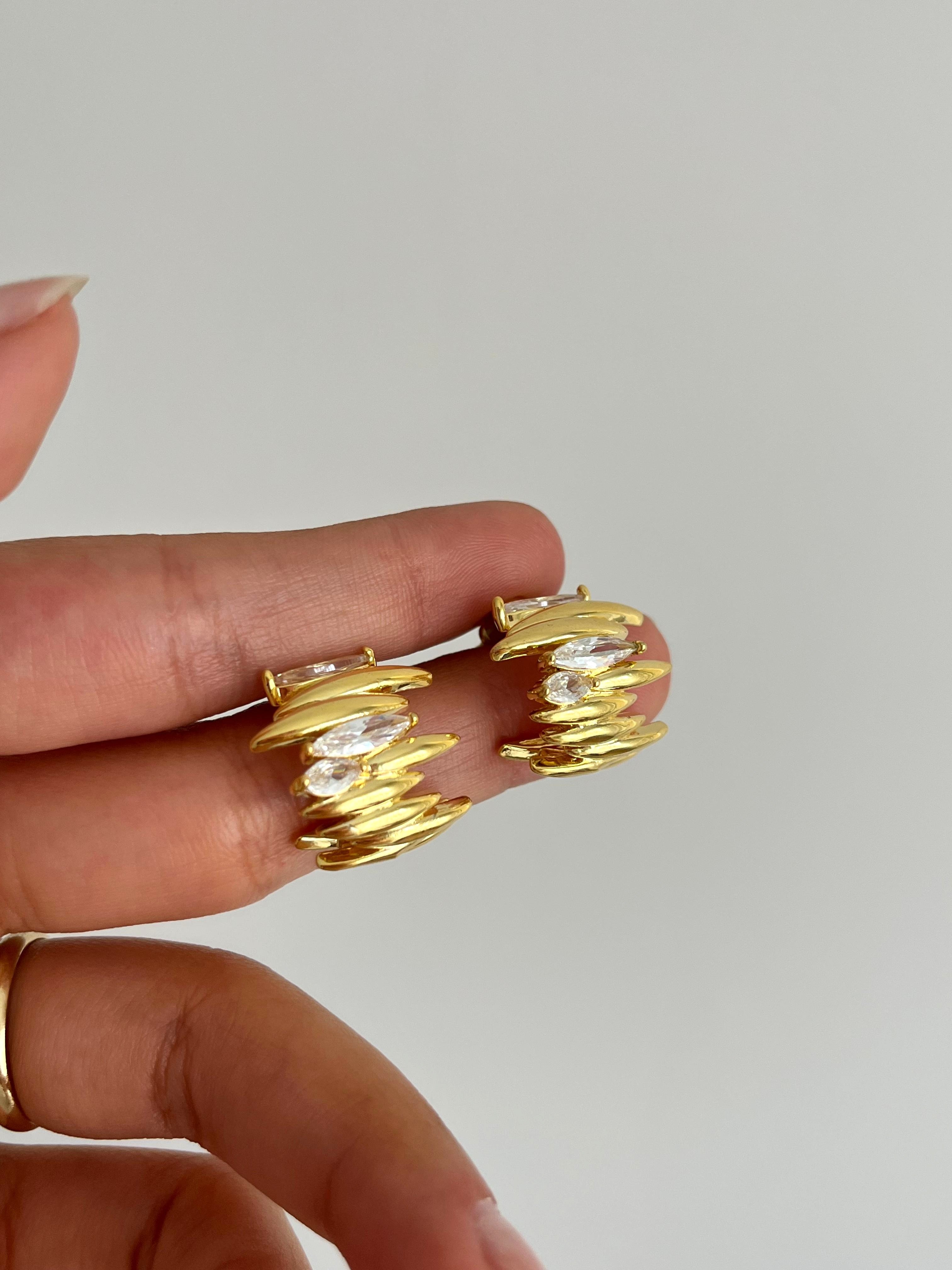 Vip 14k Sarkıt Küpe