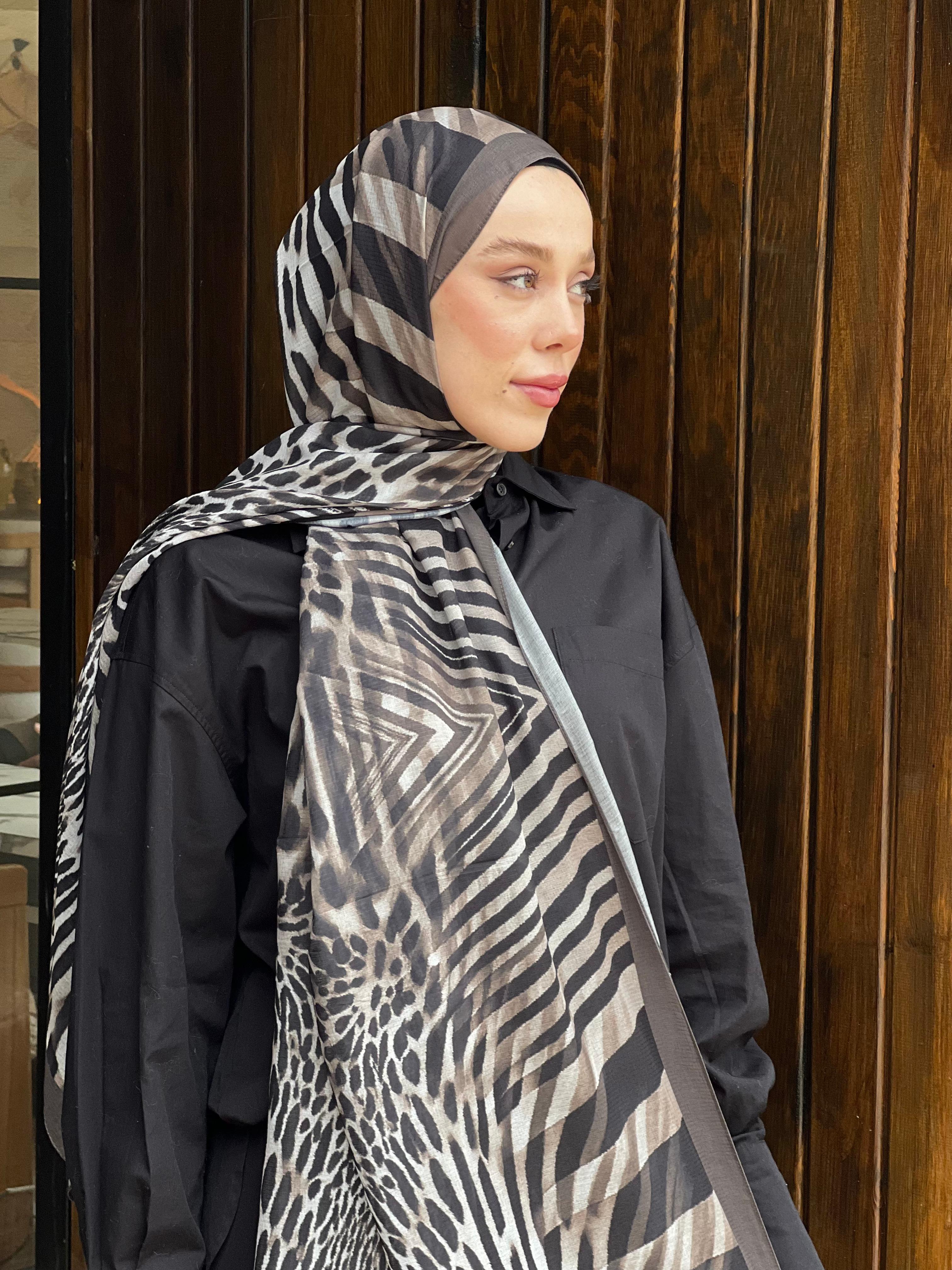 Pars Pattern Lina Shawl - Camouflage-Oleaster