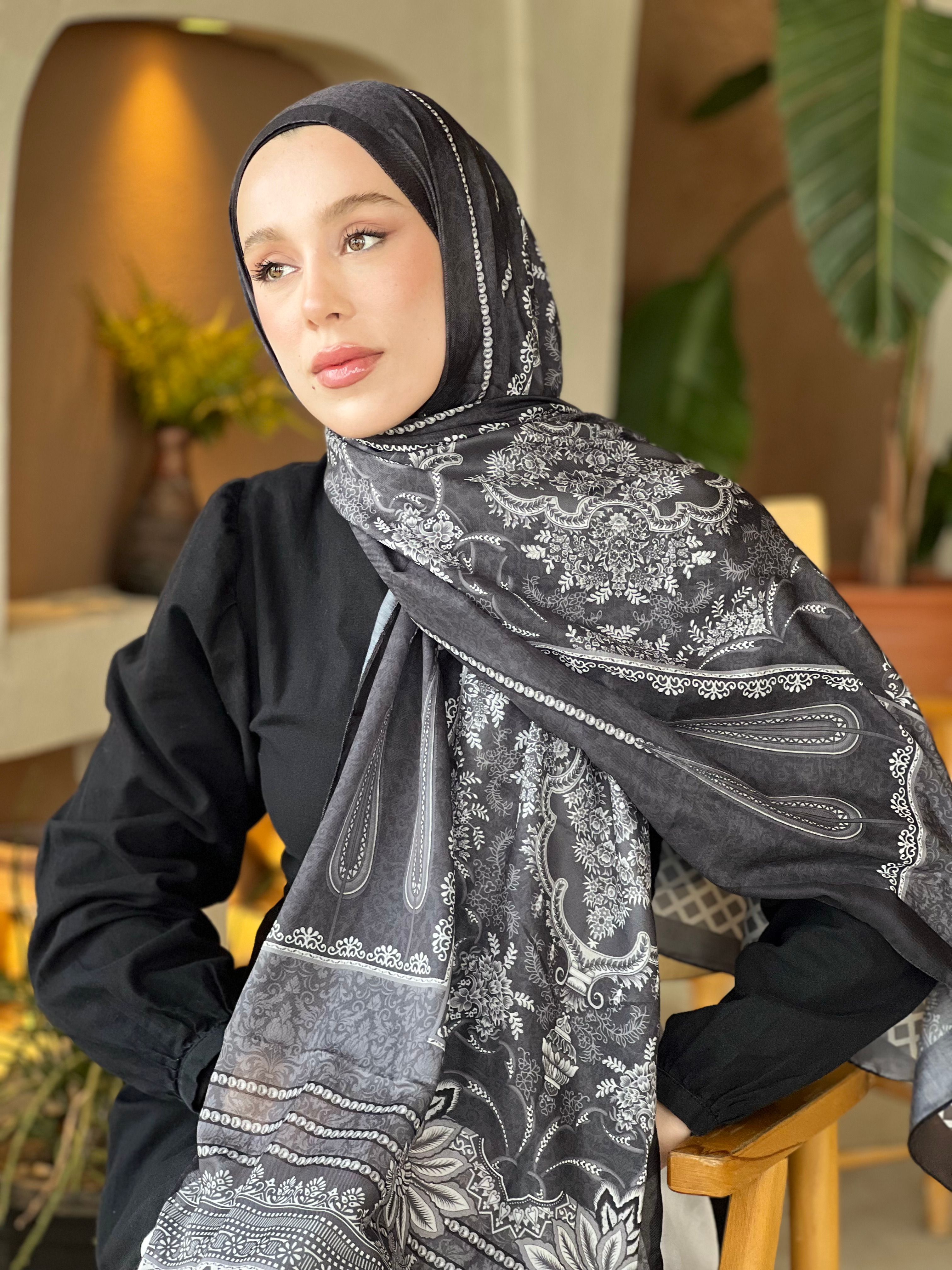 Huesca Pattern Cotton Shawl - Black-Grey