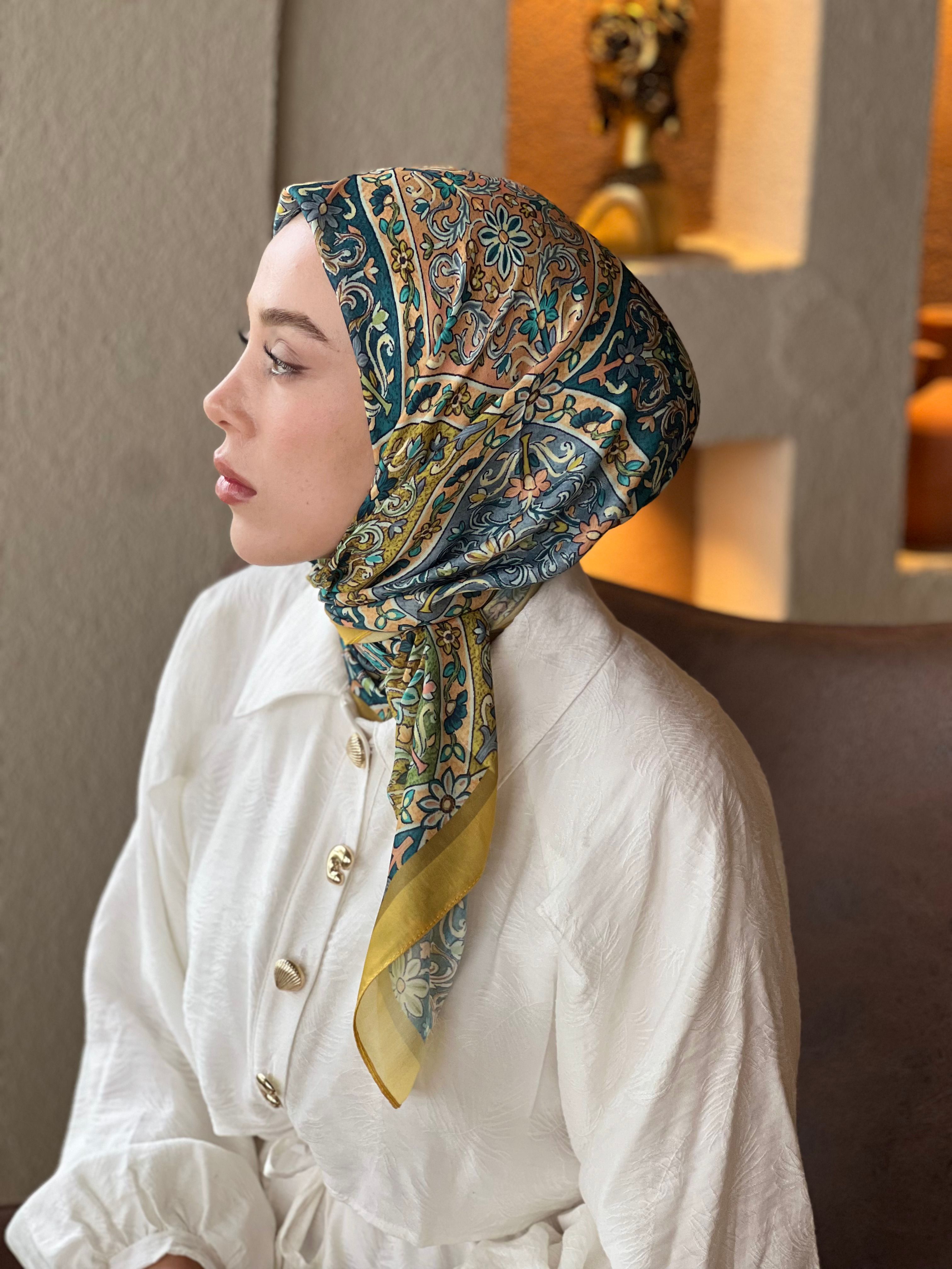 Flower Path Pattern Cotton Scarf
