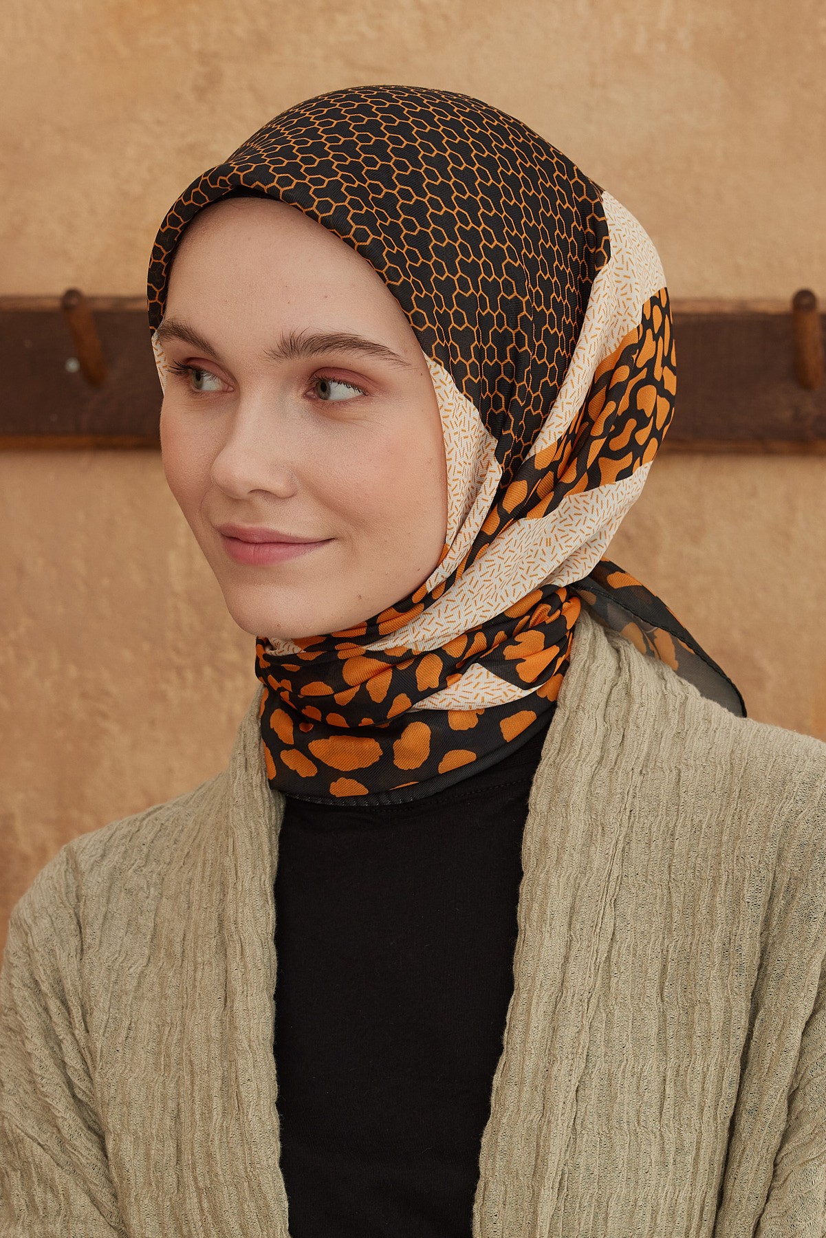 Honeycomb Leopard Pattern Cotton Scarf - Siyah-Turuncu