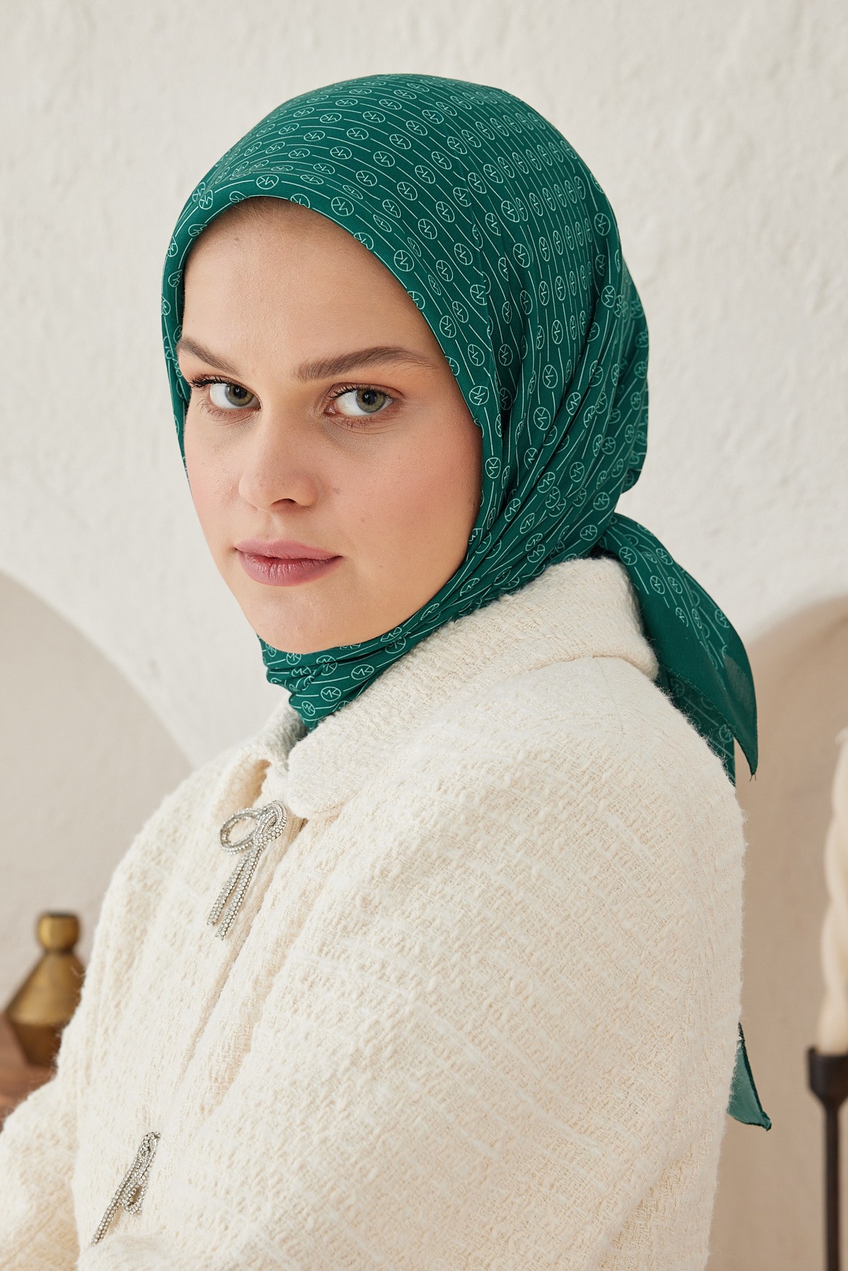 Linear Circle Cotton Scarf