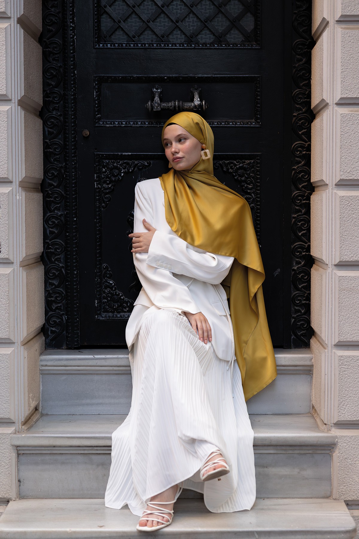 Dual Silk Series Shawl - Oxide Yellow